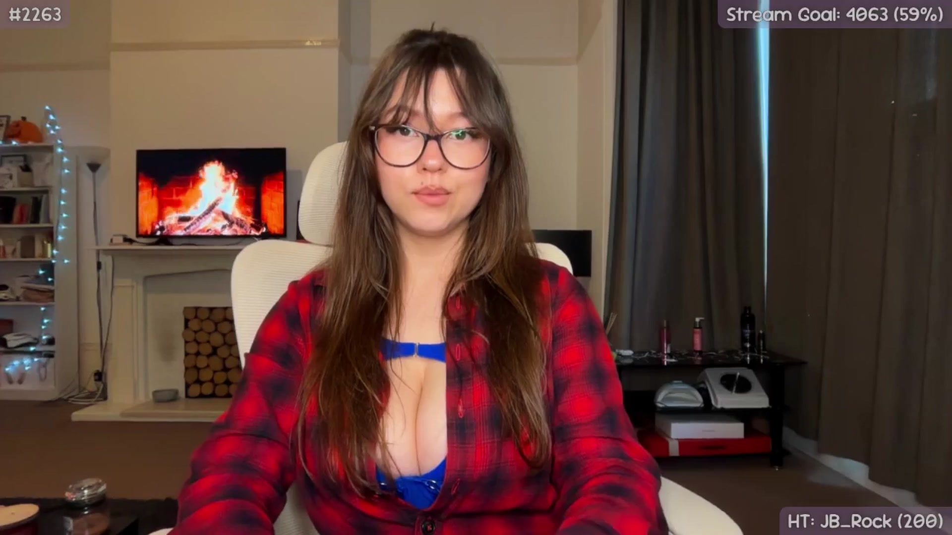 Gallery image thumbnail from AnnAngel1's myfreecams stream on, 10/09/2025, 16:37 image 9 of 20