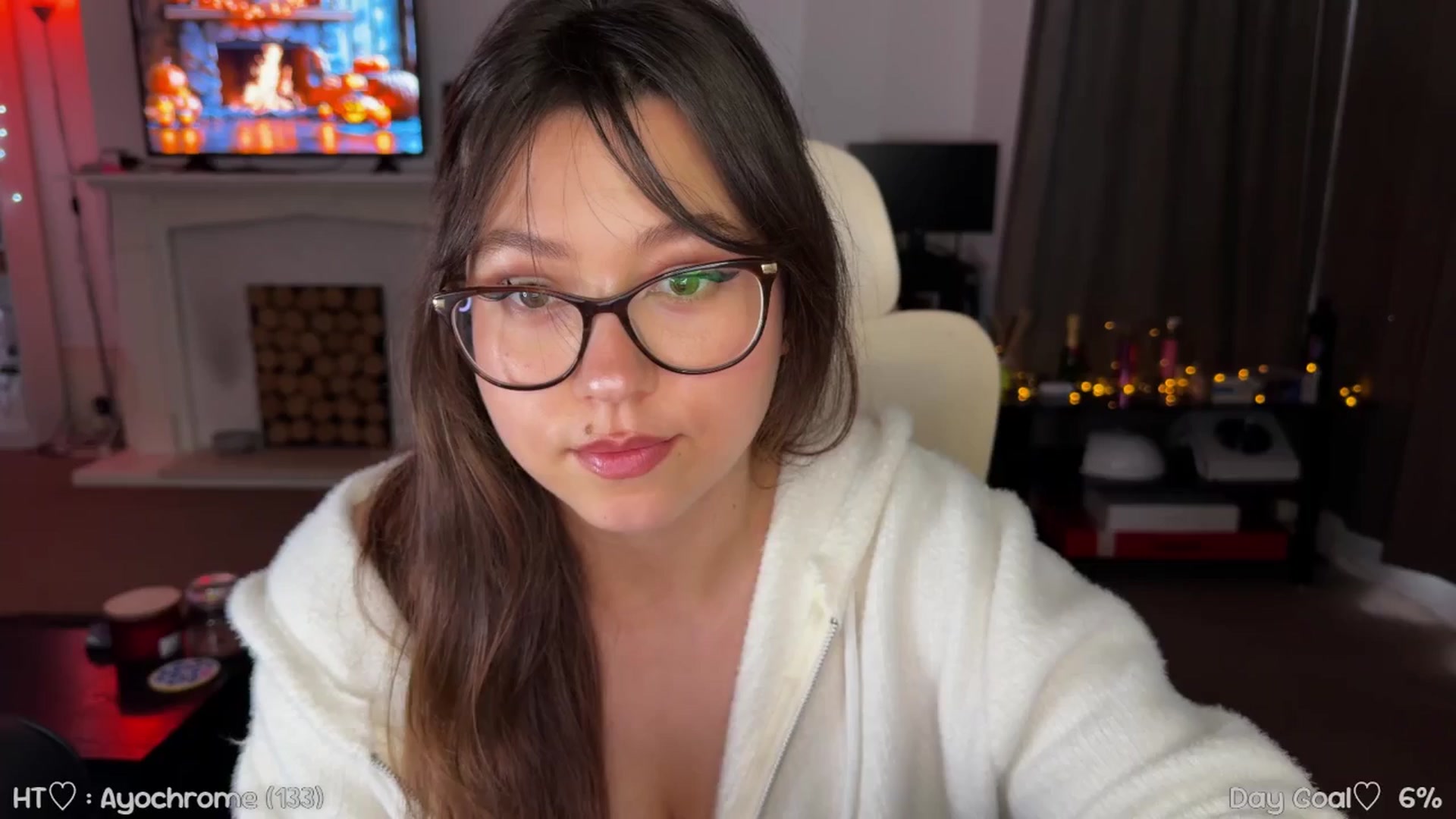 Gallery image thumbnail from AnnAngel1's myfreecams stream on, 10/22/2025, 13:23 image 1 of 20