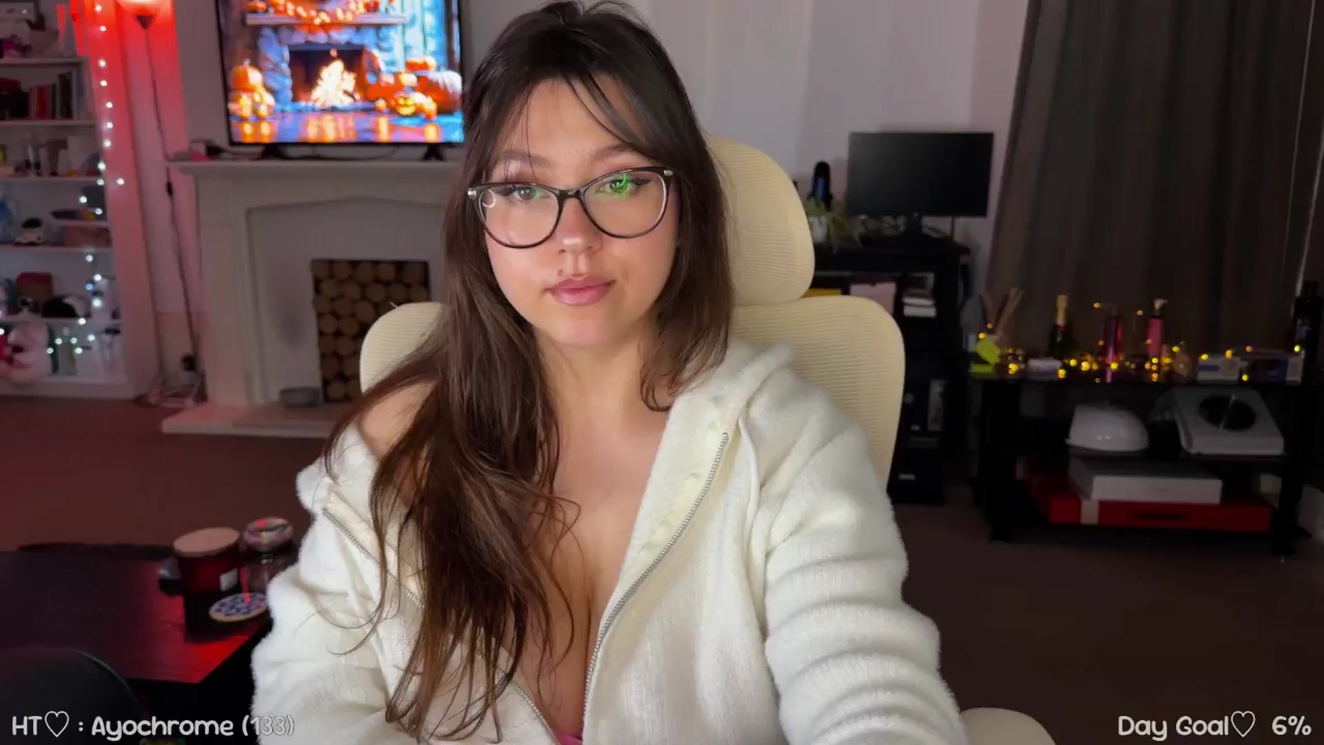 Gallery image thumbnail from AnnAngel1's myfreecams stream on, 10/22/2025, 13:23 image 7 of 20