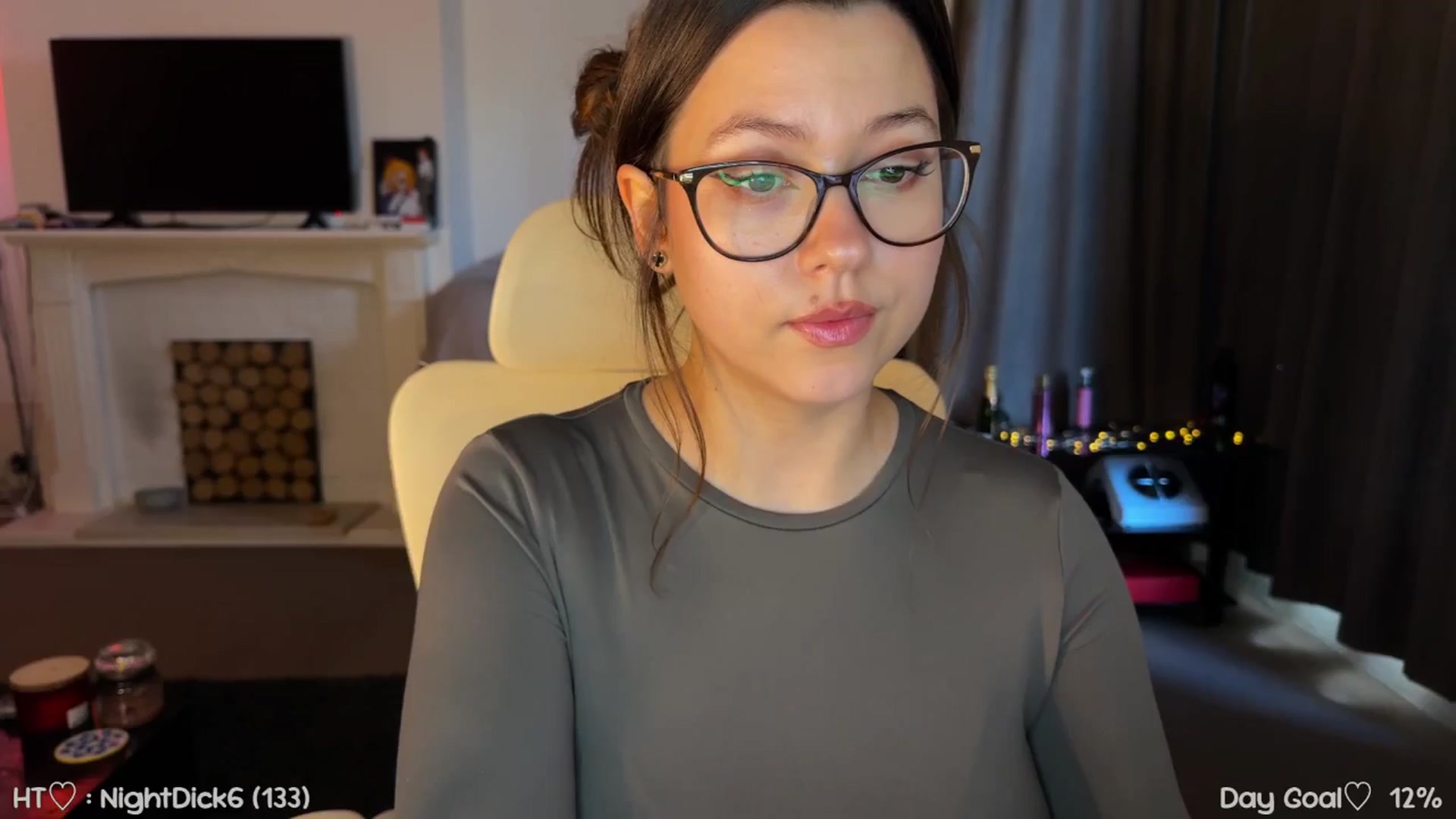 Gallery image thumbnail from AnnAngel1's myfreecams stream on, 10/24/2025, 13:57 image 7 of 20