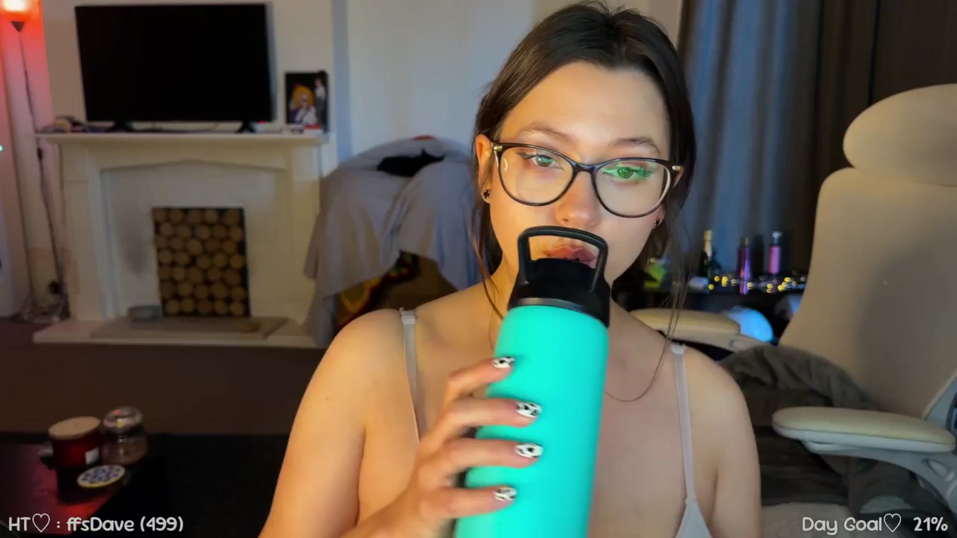 Gallery image thumbnail from AnnAngel1's myfreecams stream on, 10/24/2025, 13:57 image 17 of 20