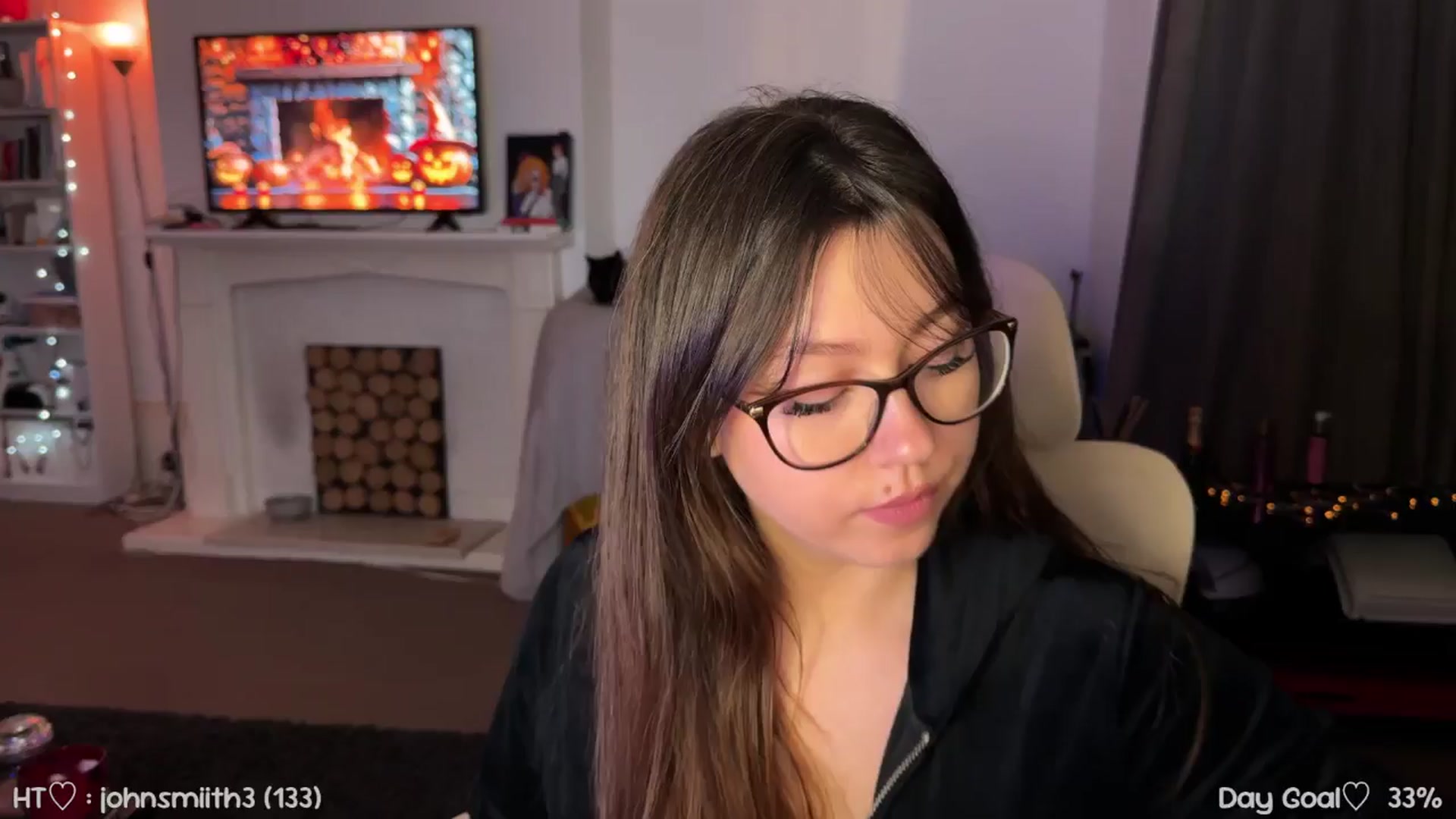 Gallery image thumbnail from AnnAngel1's myfreecams stream on, 10/28/2025, 16:34 image 8 of 20