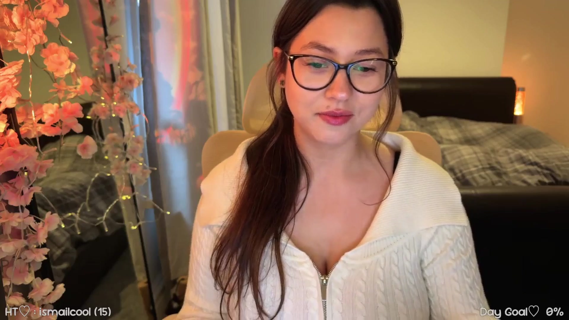 Gallery image thumbnail from AnnAngel1's myfreecams stream on, 11/11/2025, 12:23 image 12 of 20