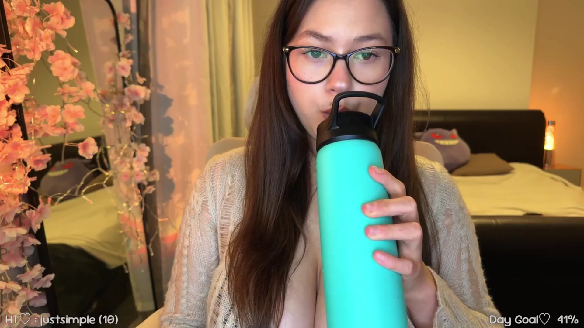 Gallery image thumbnail from AnnAngel1's myfreecams stream on, 11/14/2025, 19:34 image 14 of 20