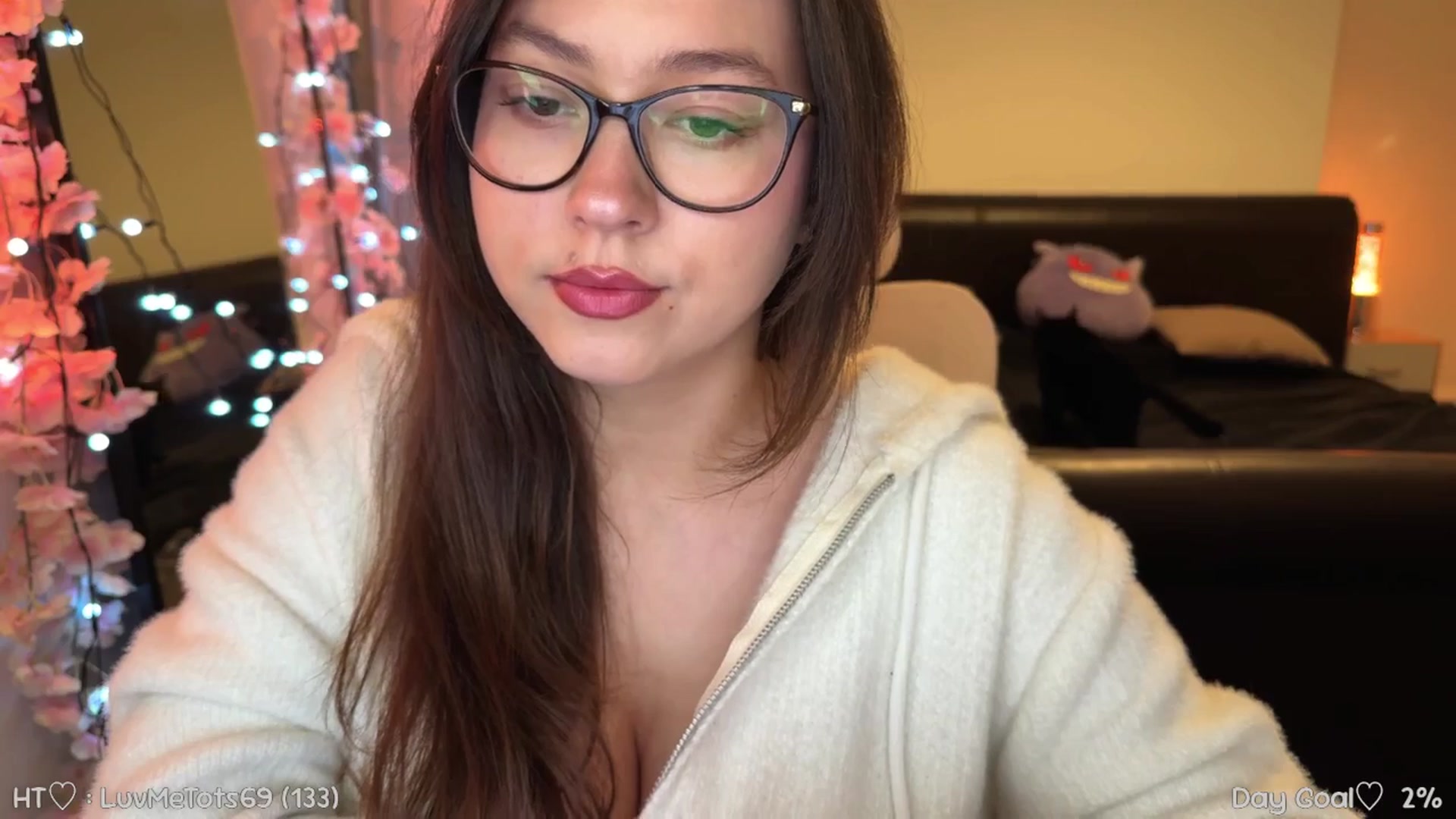 Gallery image thumbnail from AnnAngel1's myfreecams stream on, 11/17/2025, 18:15 image 14 of 20
