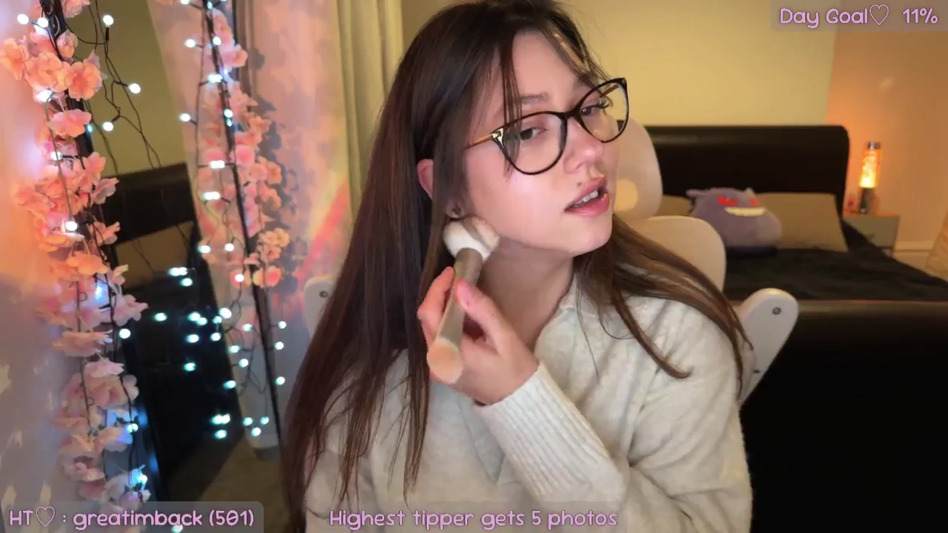 Gallery image thumbnail from AnnAngel1's myfreecams stream on, 11/21/2025, 18:49 image 15 of 20