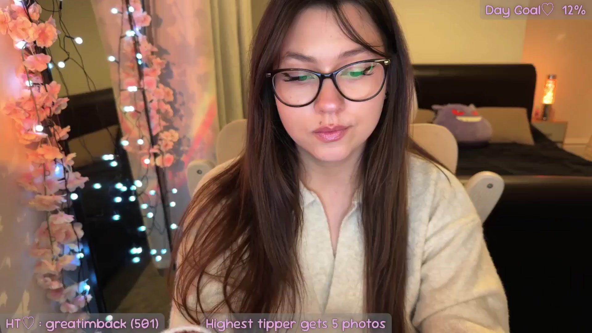 Gallery image thumbnail from AnnAngel1's myfreecams stream on, 11/21/2025, 19:49 image 4 of 20