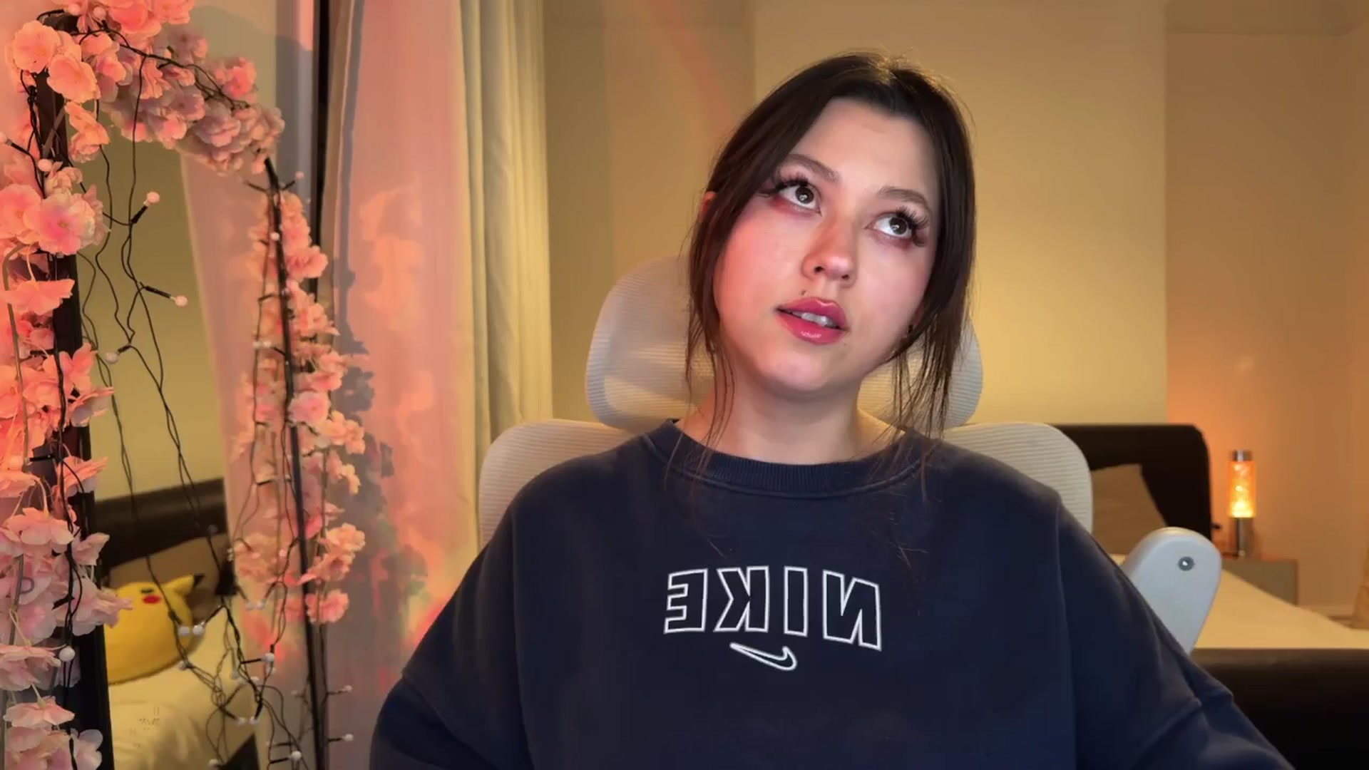 Gallery image thumbnail from AnnAngel1's myfreecams stream on, 12/03/2025, 20:46 image 18 of 20