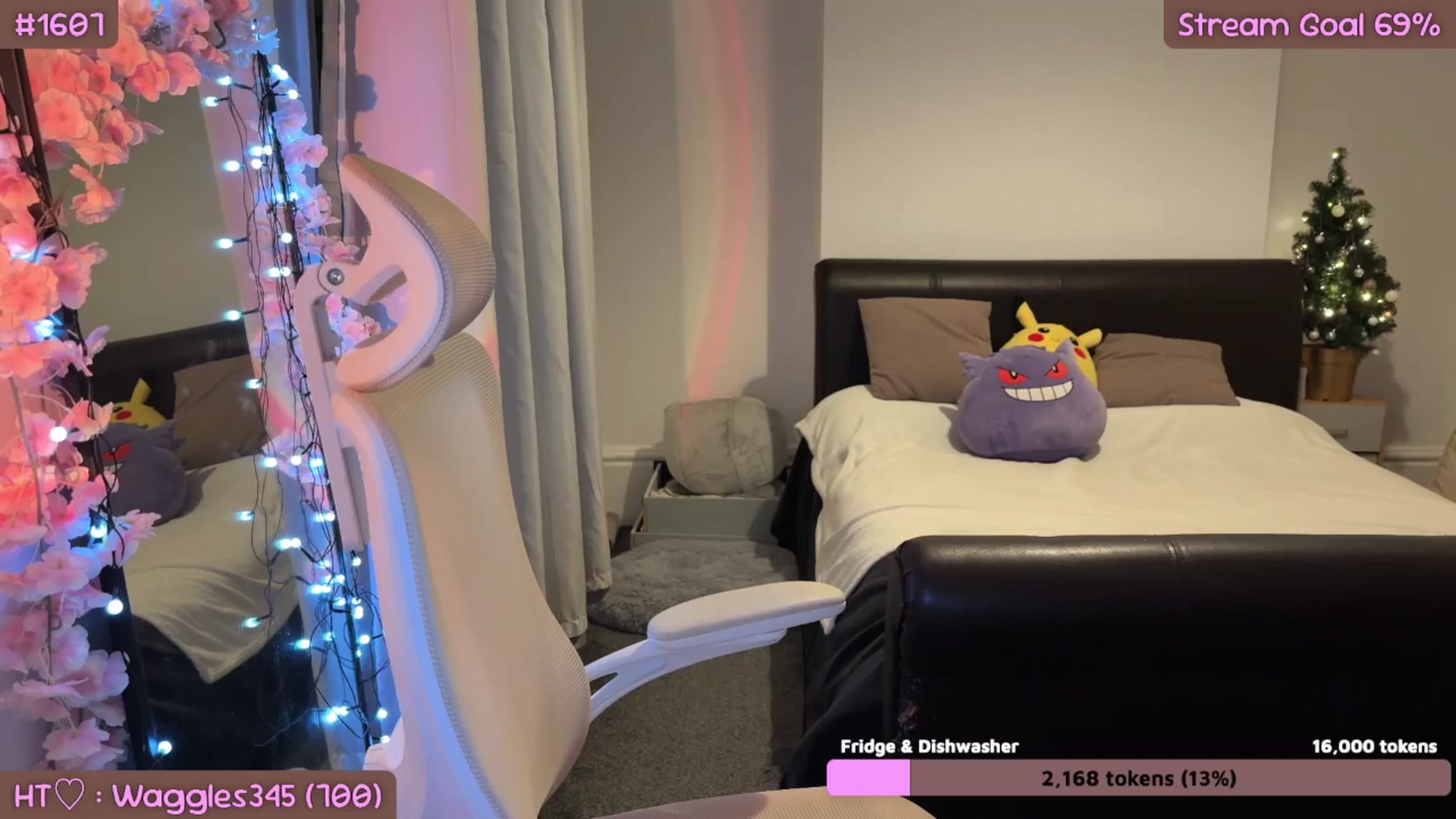 Gallery image thumbnail from AnnAngel1's myfreecams stream on, 12/23/2025, 24:02 image 13 of 20