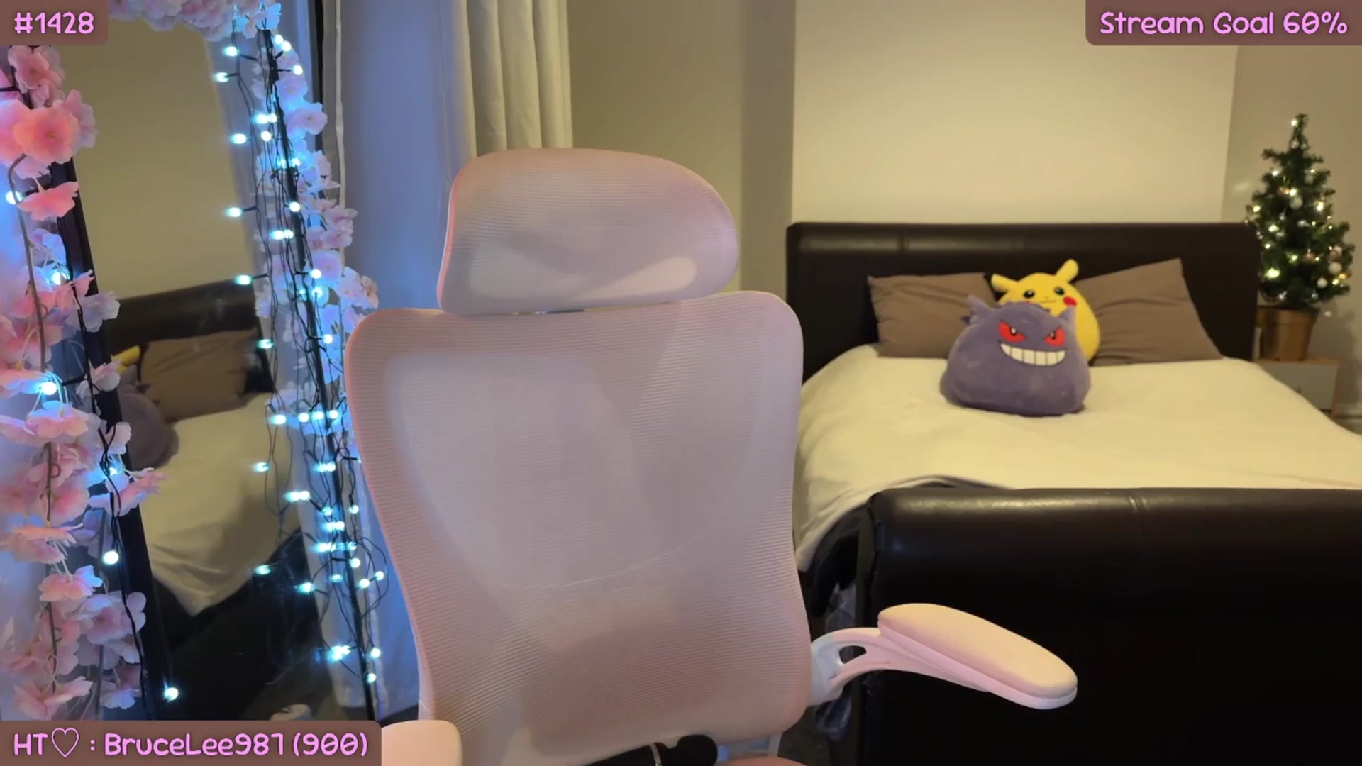 Gallery image thumbnail from AnnAngel1's myfreecams stream on, 12/24/2025, 01:09 image 11 of 20