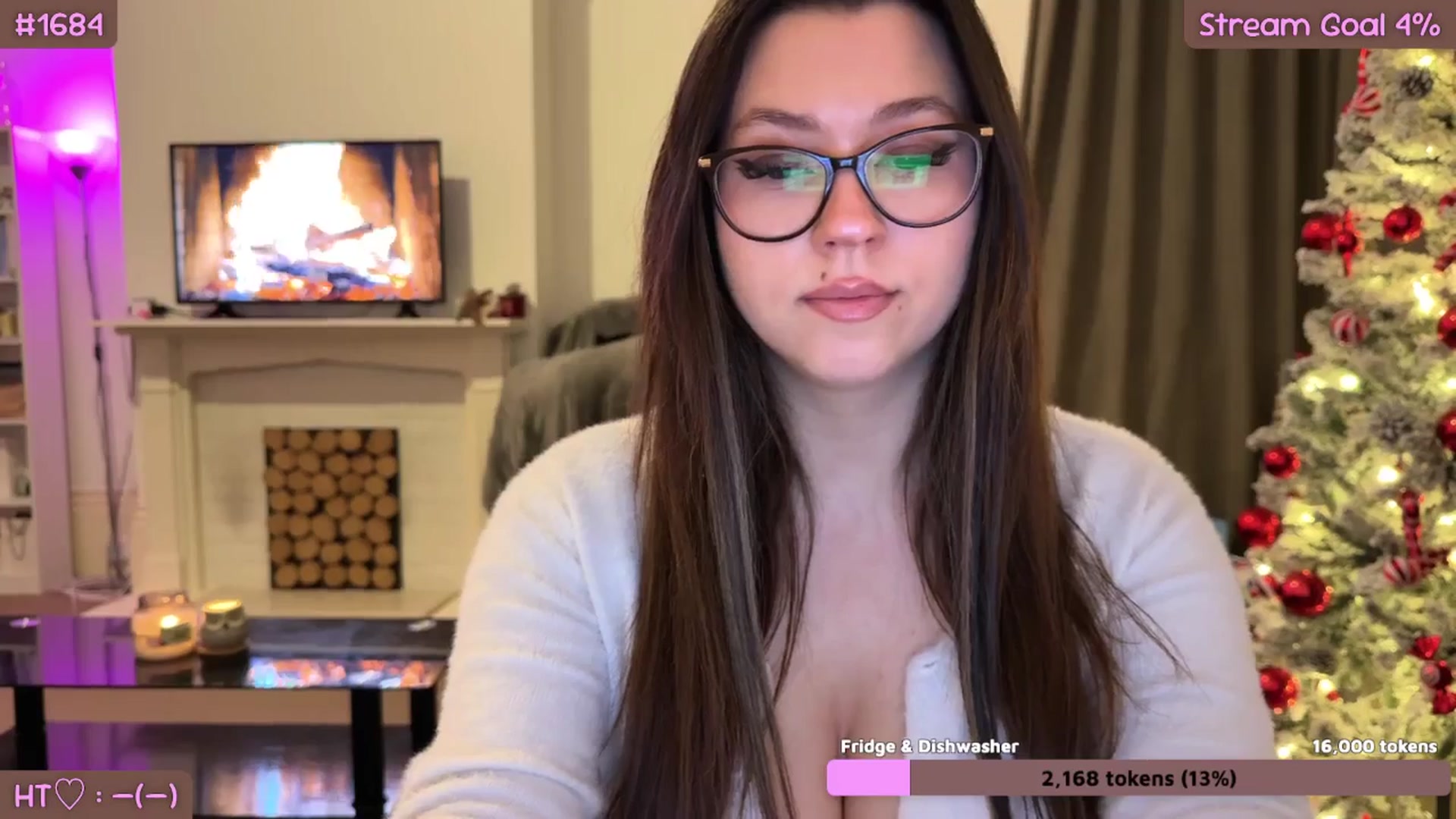 Gallery image thumbnail from AnnAngel1's myfreecams stream on, 12/28/2025, 23:00 image 16 of 20