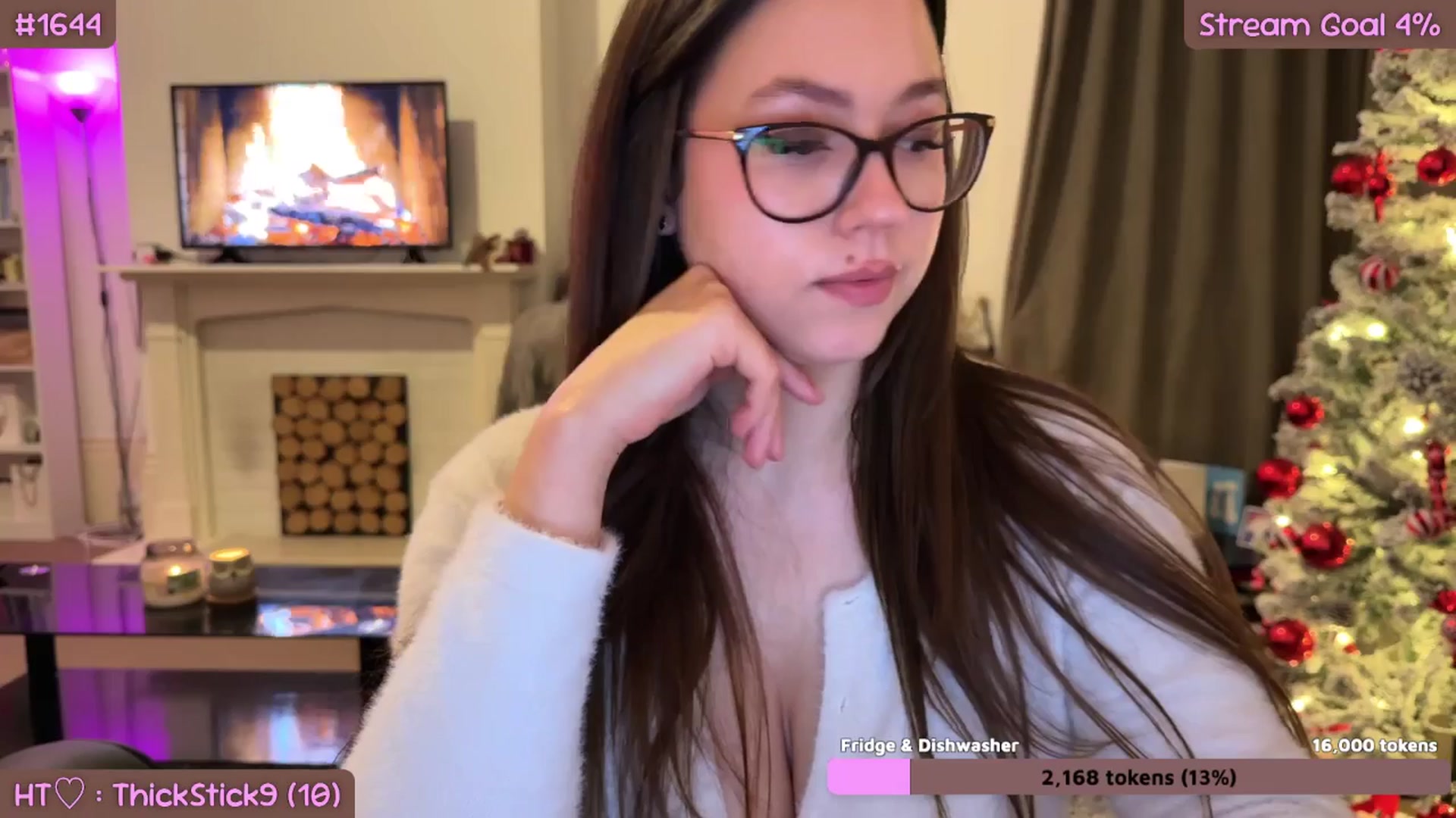 Gallery image thumbnail from AnnAngel1's myfreecams stream on, 12/29/2025, 24:14 image 18 of 20