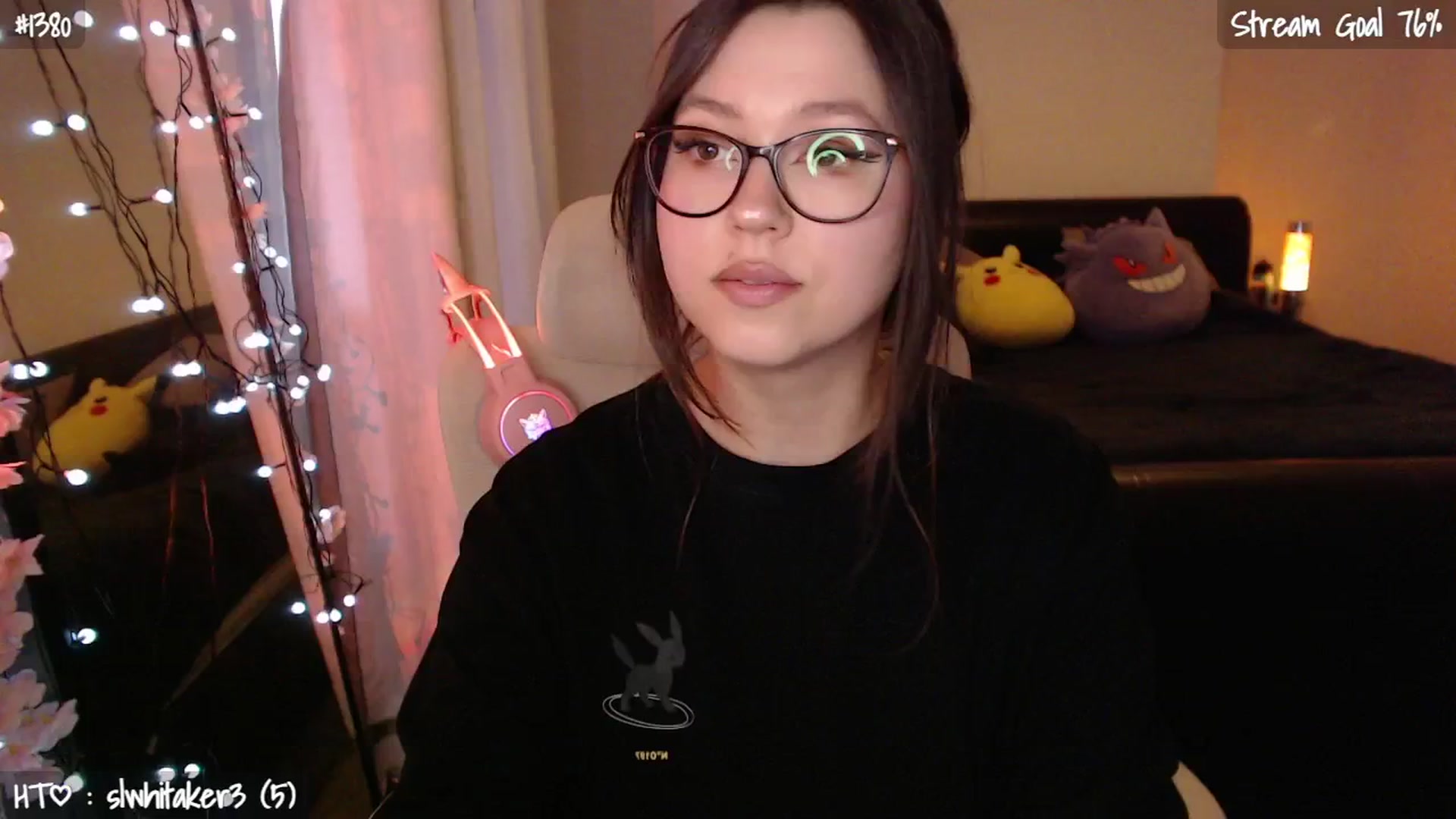 Gallery image thumbnail from AnnAngel1's myfreecams stream on, 04/07/2026, 19:43 image 3 of 20