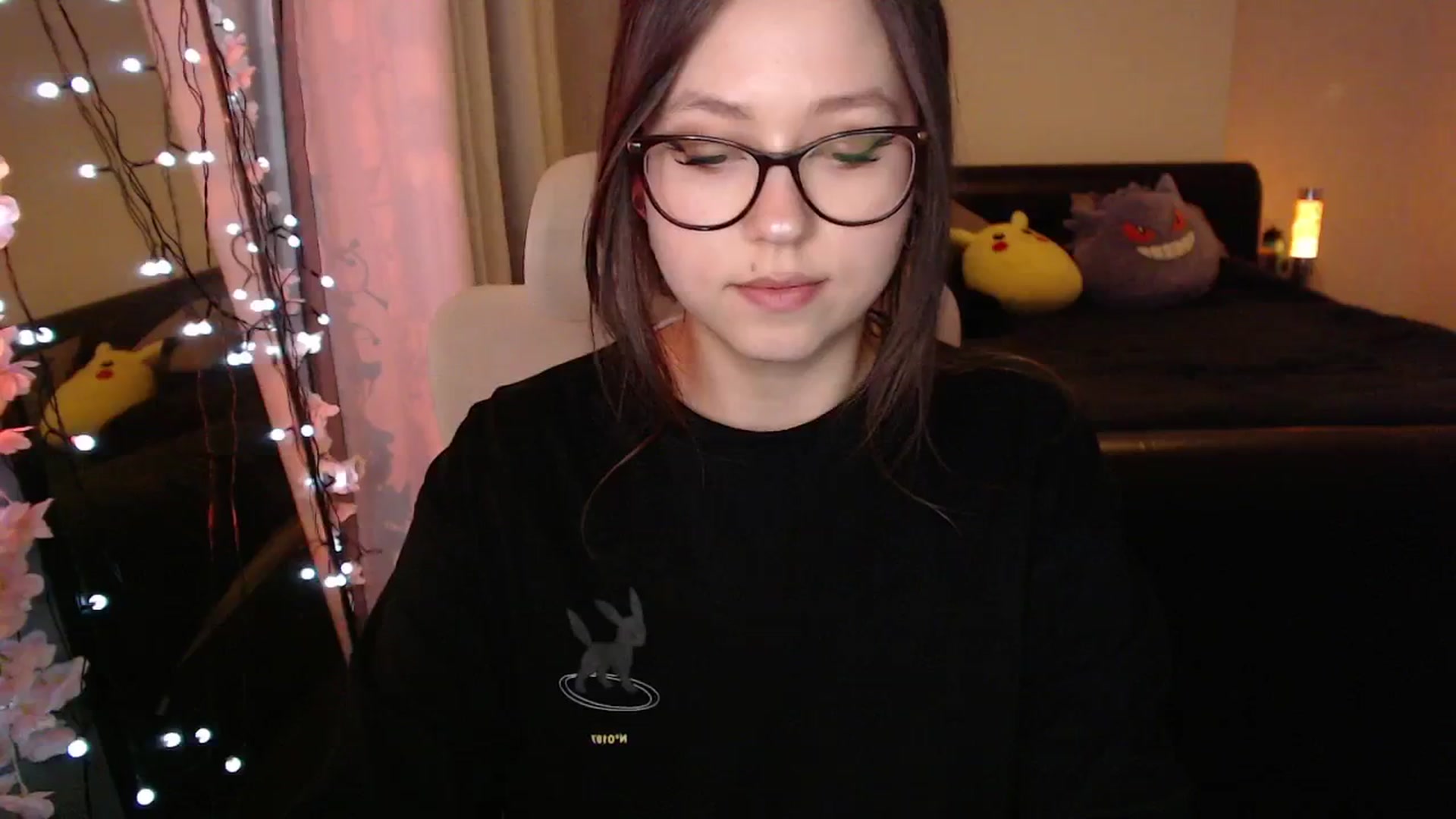 Gallery image thumbnail from AnnAngel1's myfreecams stream on, 04/07/2026, 19:43 image 20 of 20