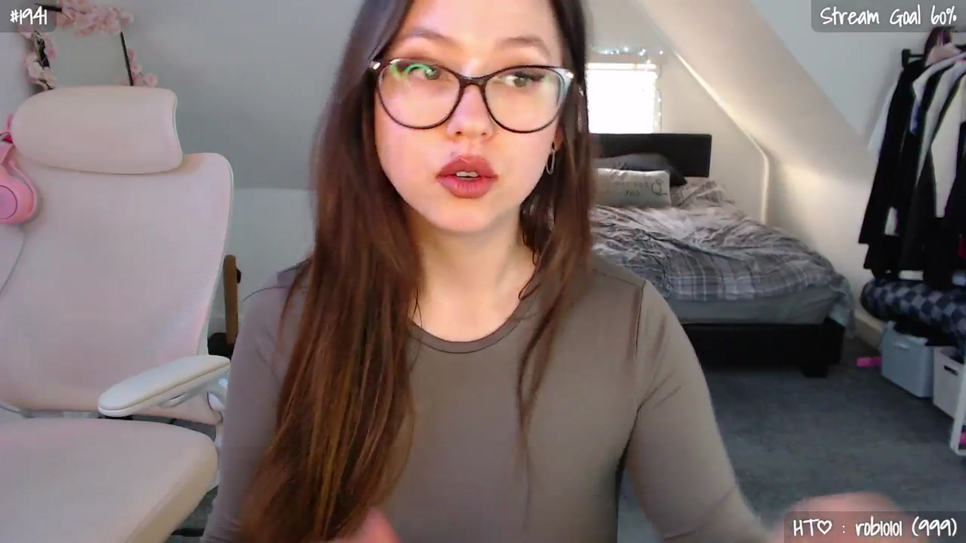 Gallery image thumbnail from AnnAngel1's myfreecams stream on, 04/23/2026, 17:57 image 7 of 20