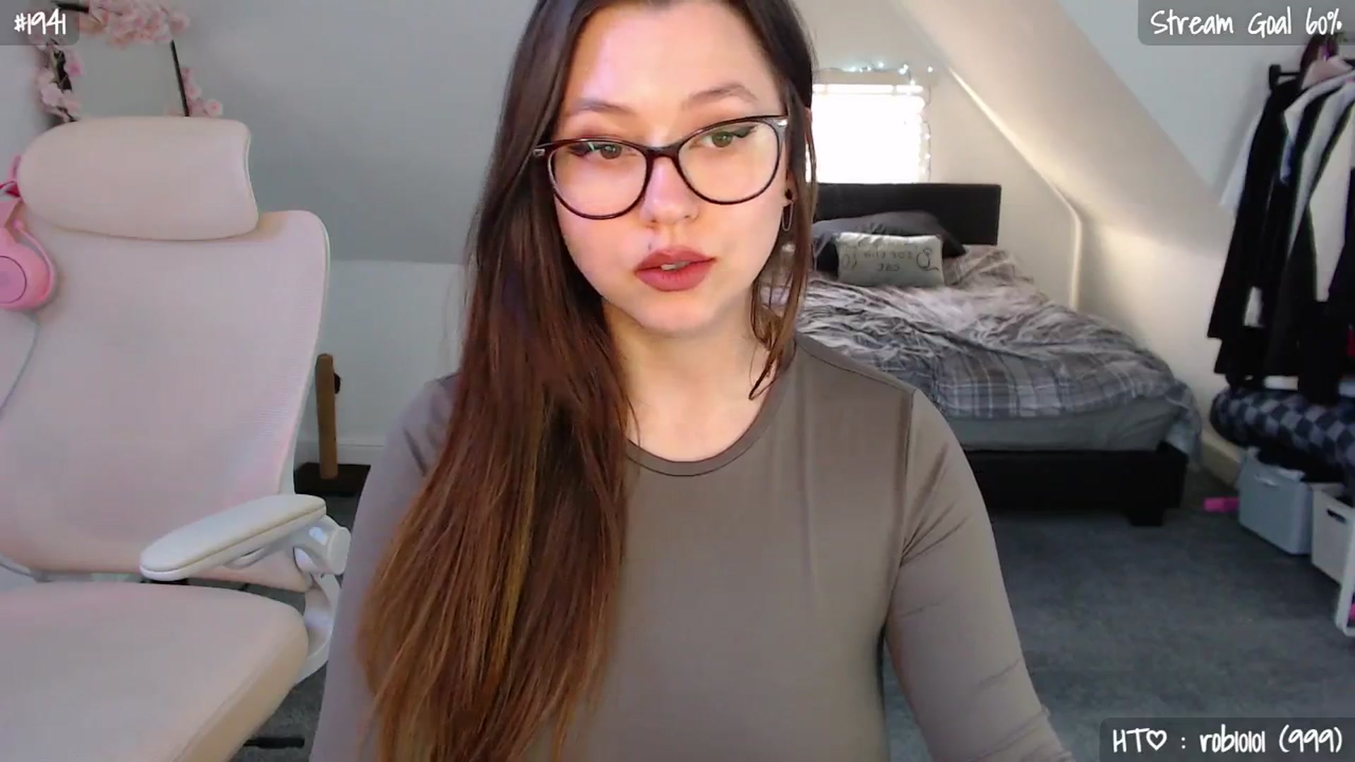 Gallery image thumbnail from AnnAngel1's myfreecams stream on, 04/23/2026, 17:57 image 9 of 20