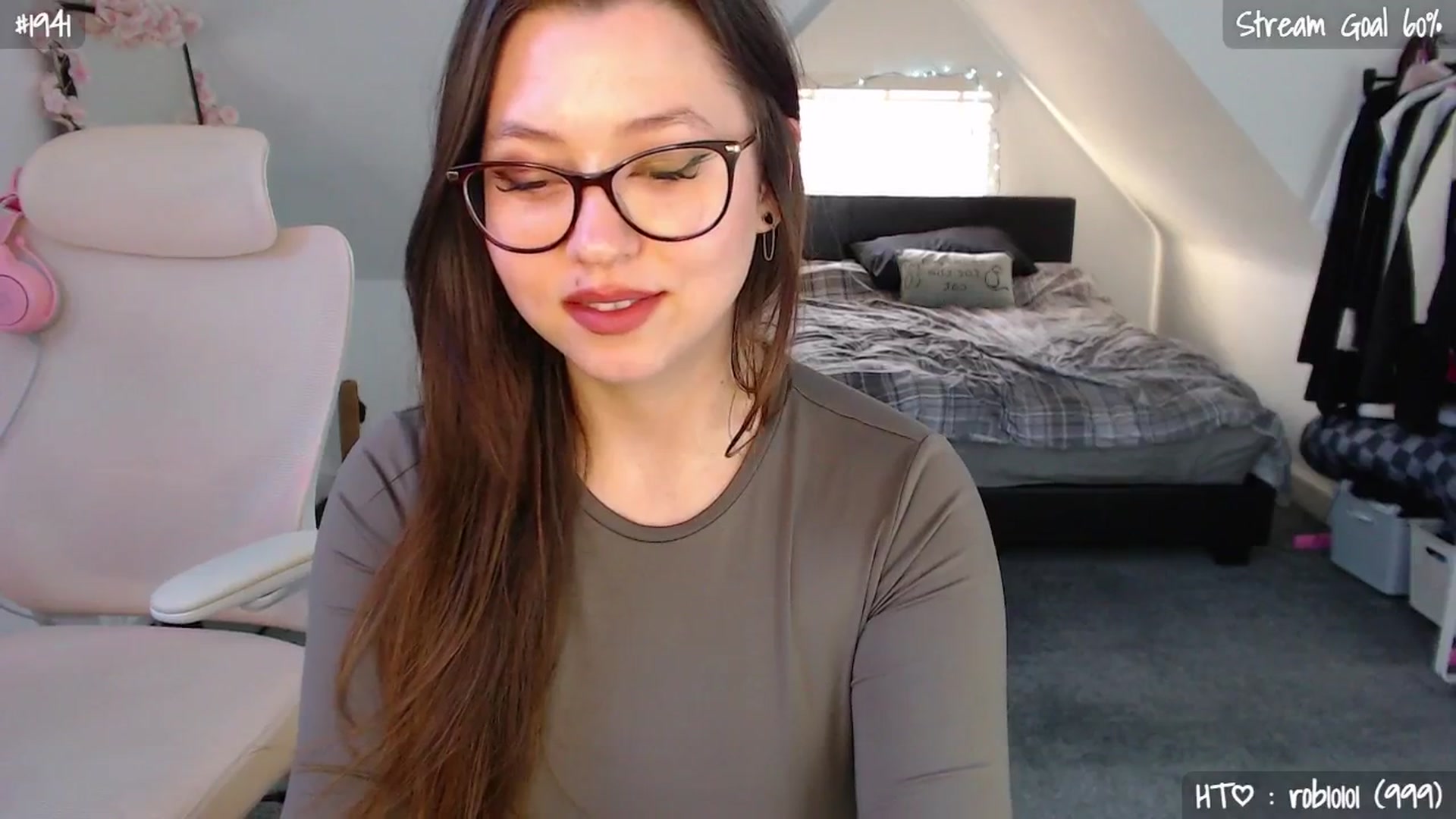 Gallery image thumbnail from AnnAngel1's myfreecams stream on, 04/23/2026, 17:57 image 10 of 20