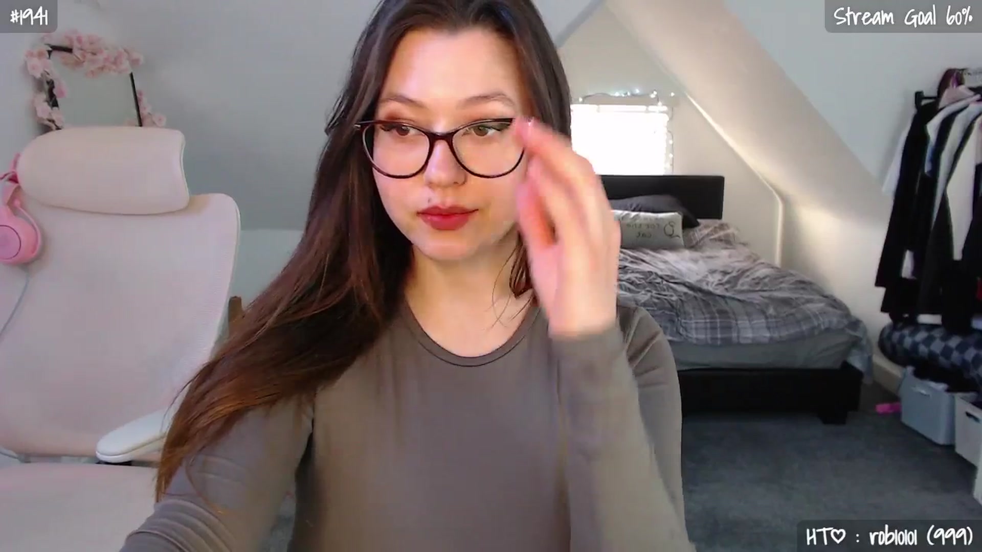Gallery image thumbnail from AnnAngel1's myfreecams stream on, 04/23/2026, 17:57 image 3 of 20