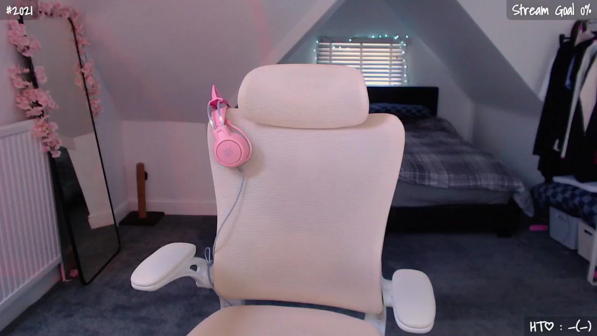 Gallery image thumbnail from AnnAngel1's myfreecams stream on, 04/24/2026, 12:50 image 2 of 20