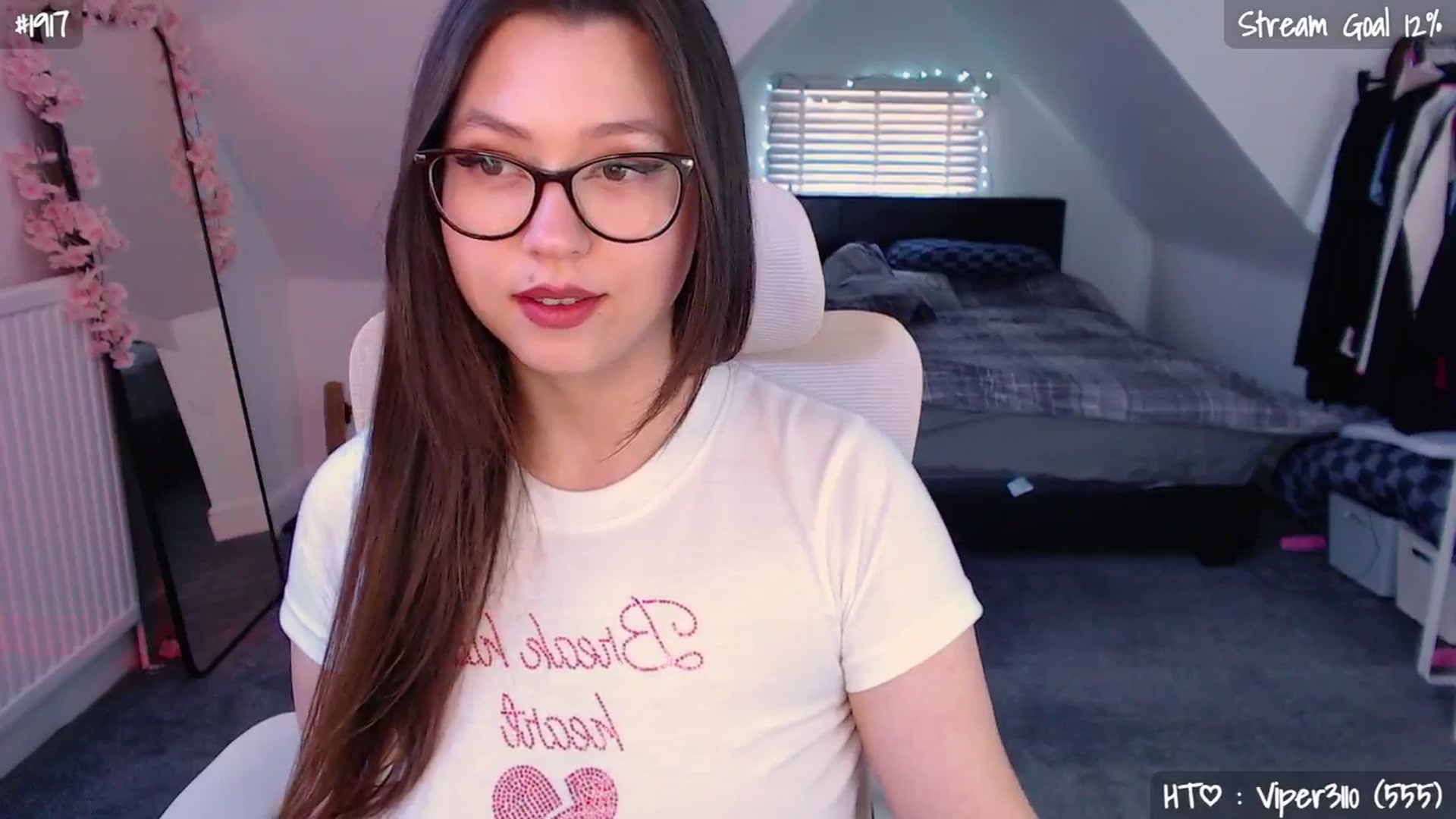 Gallery image thumbnail from AnnAngel1's myfreecams stream on, 04/24/2026, 15:01 image 8 of 20