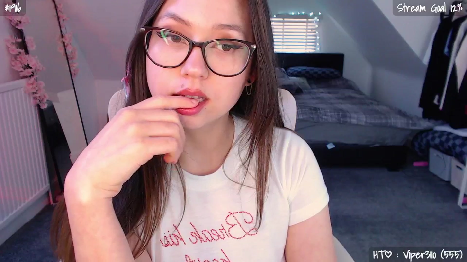 Gallery image thumbnail from AnnAngel1's myfreecams stream on, 04/24/2026, 15:01 image 2 of 20