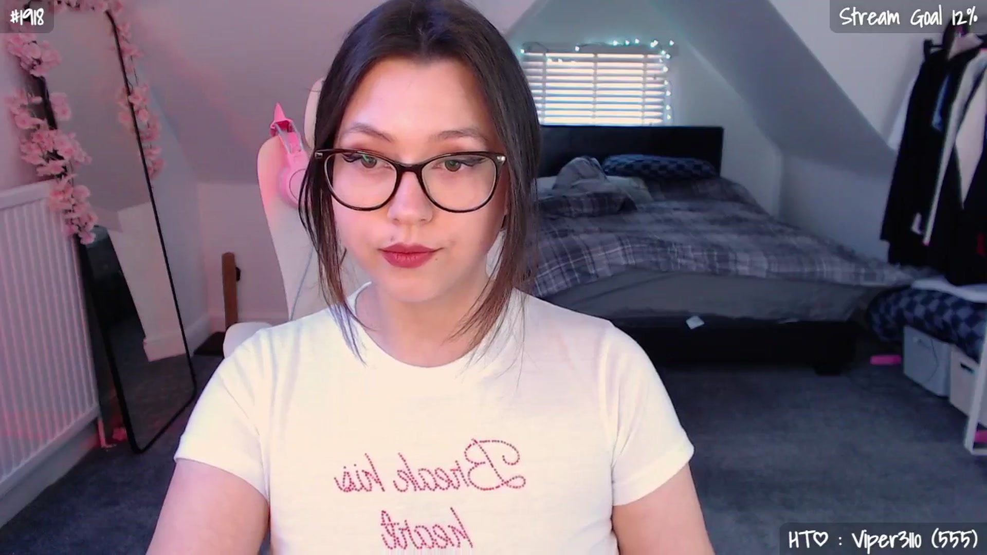 Gallery image thumbnail from AnnAngel1's myfreecams stream on, 04/24/2026, 15:01 image 16 of 20