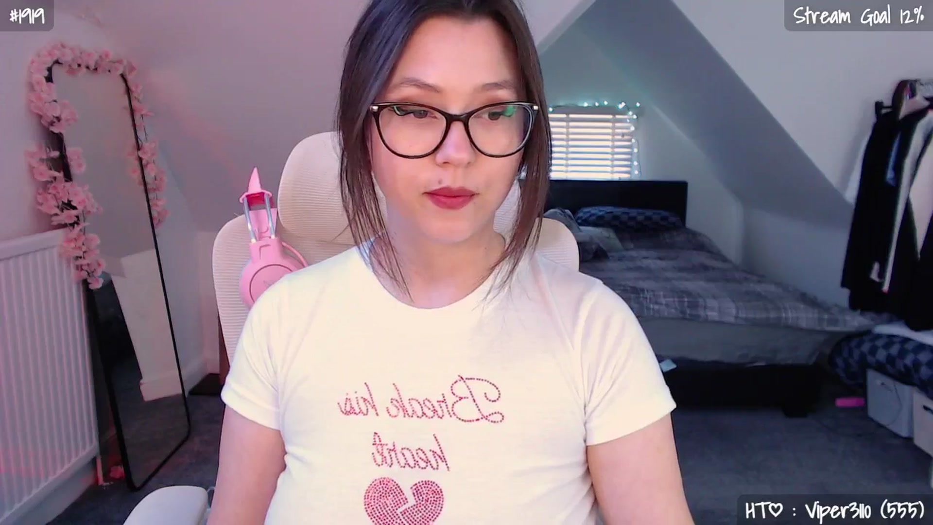 Gallery image thumbnail from AnnAngel1's myfreecams stream on, 04/24/2026, 15:01 image 20 of 20