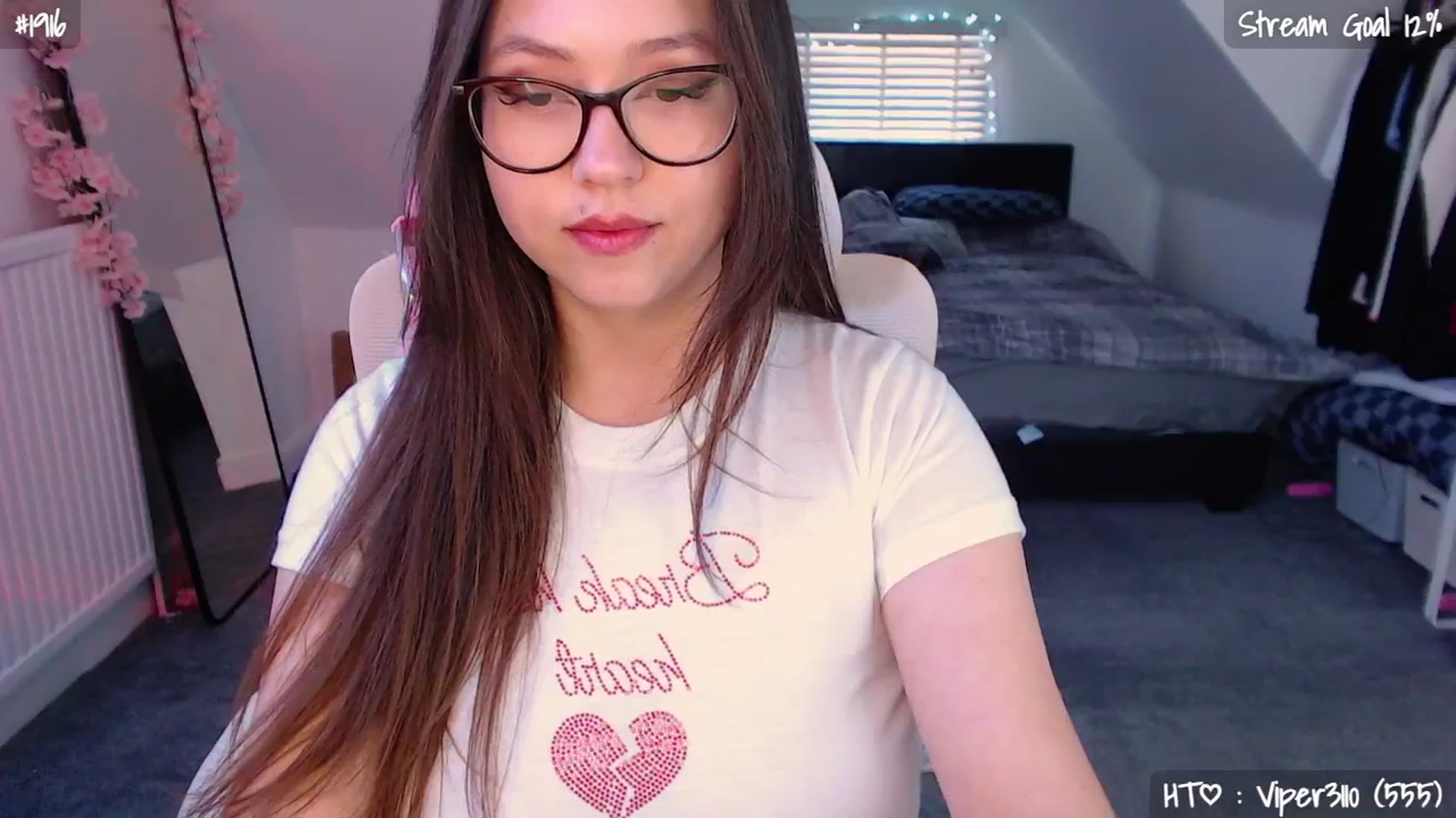 Gallery image thumbnail from AnnAngel1's myfreecams stream on, 04/24/2026, 15:01 image 3 of 20