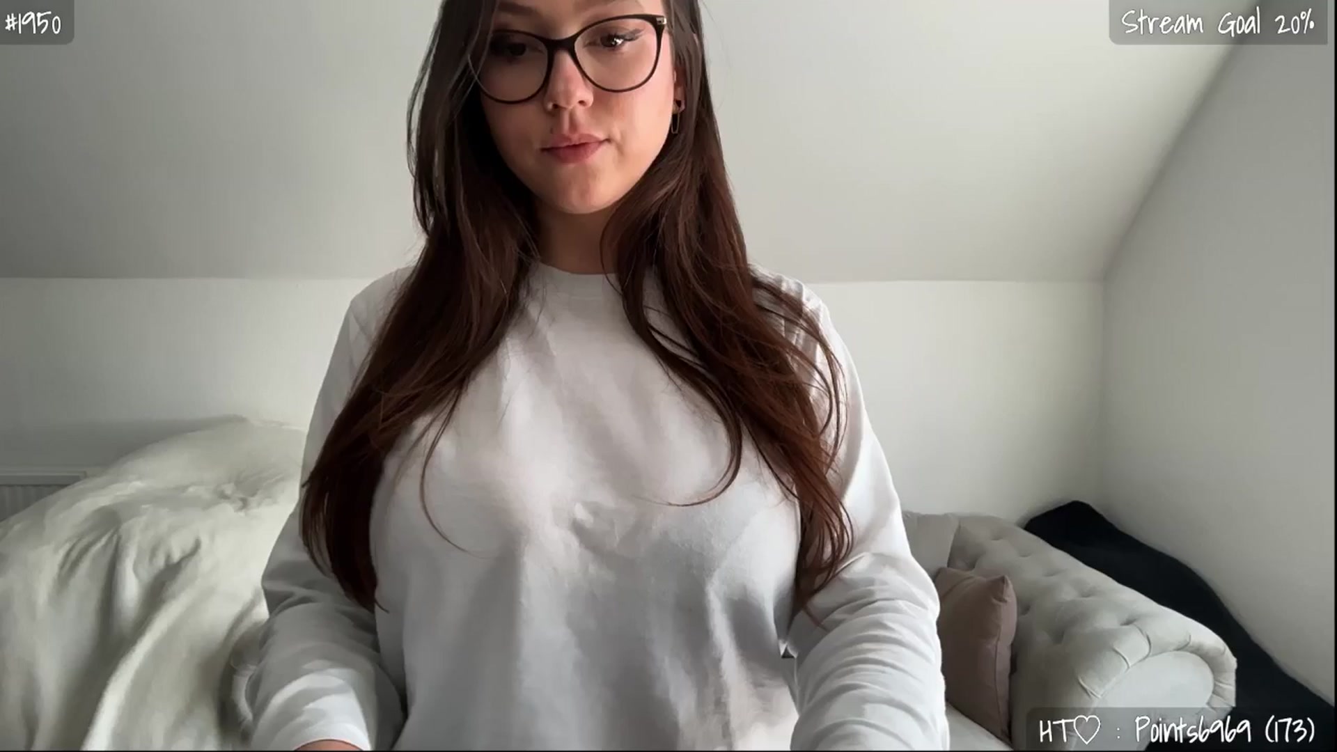 Gallery image thumbnail from AnnAngel1's myfreecams stream on, 04/25/2026, 13:24 image 1 of 20
