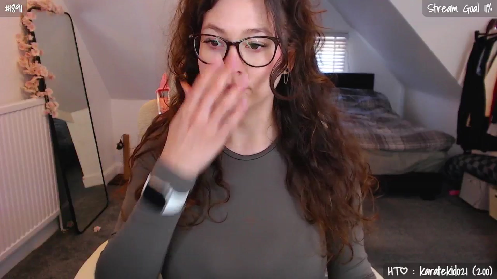 Gallery image thumbnail from AnnAngel1's myfreecams stream on, 04/27/2026, 12:31 image 13 of 20