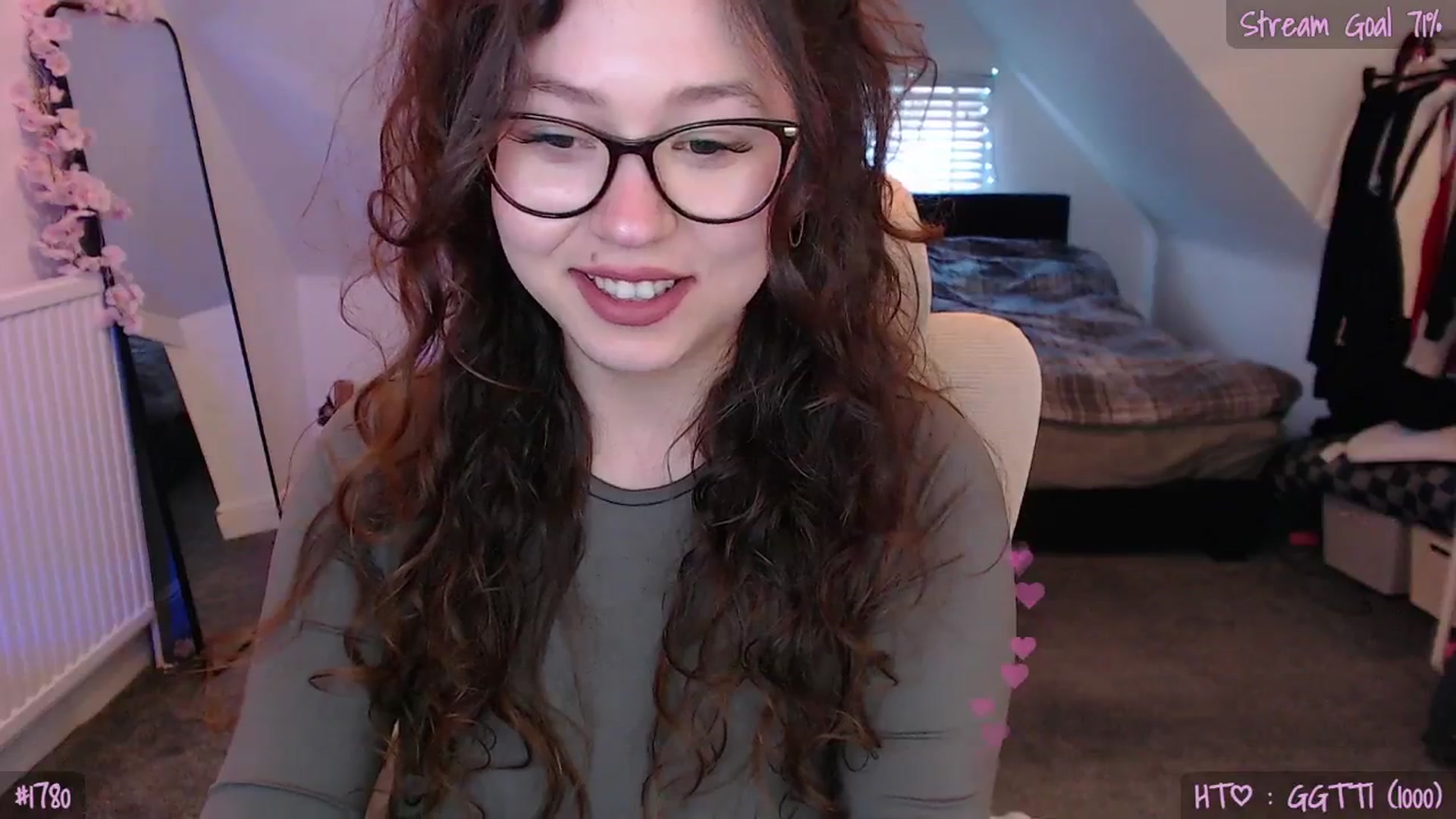 Gallery image thumbnail from AnnAngel1's myfreecams stream on, 04/27/2026, 16:57 image 6 of 20