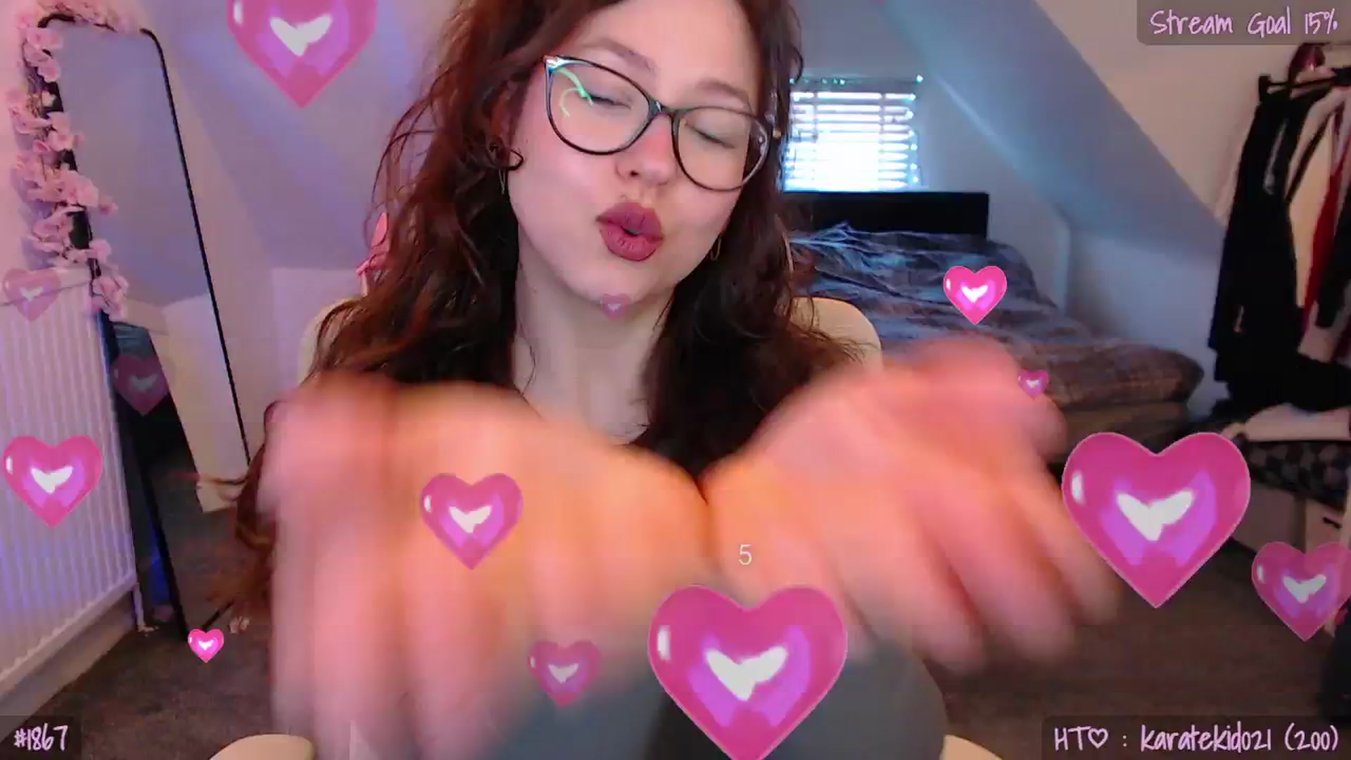 Gallery image thumbnail from AnnAngel1's myfreecams stream on, 04/27/2026, 16:57 image 1 of 20