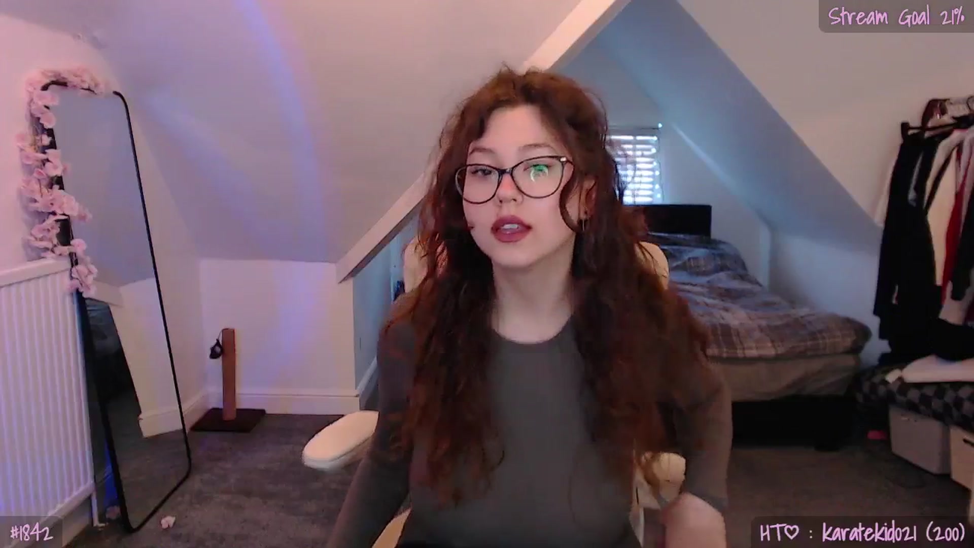 Gallery image thumbnail from AnnAngel1's myfreecams stream on, 04/27/2026, 16:57 image 5 of 20