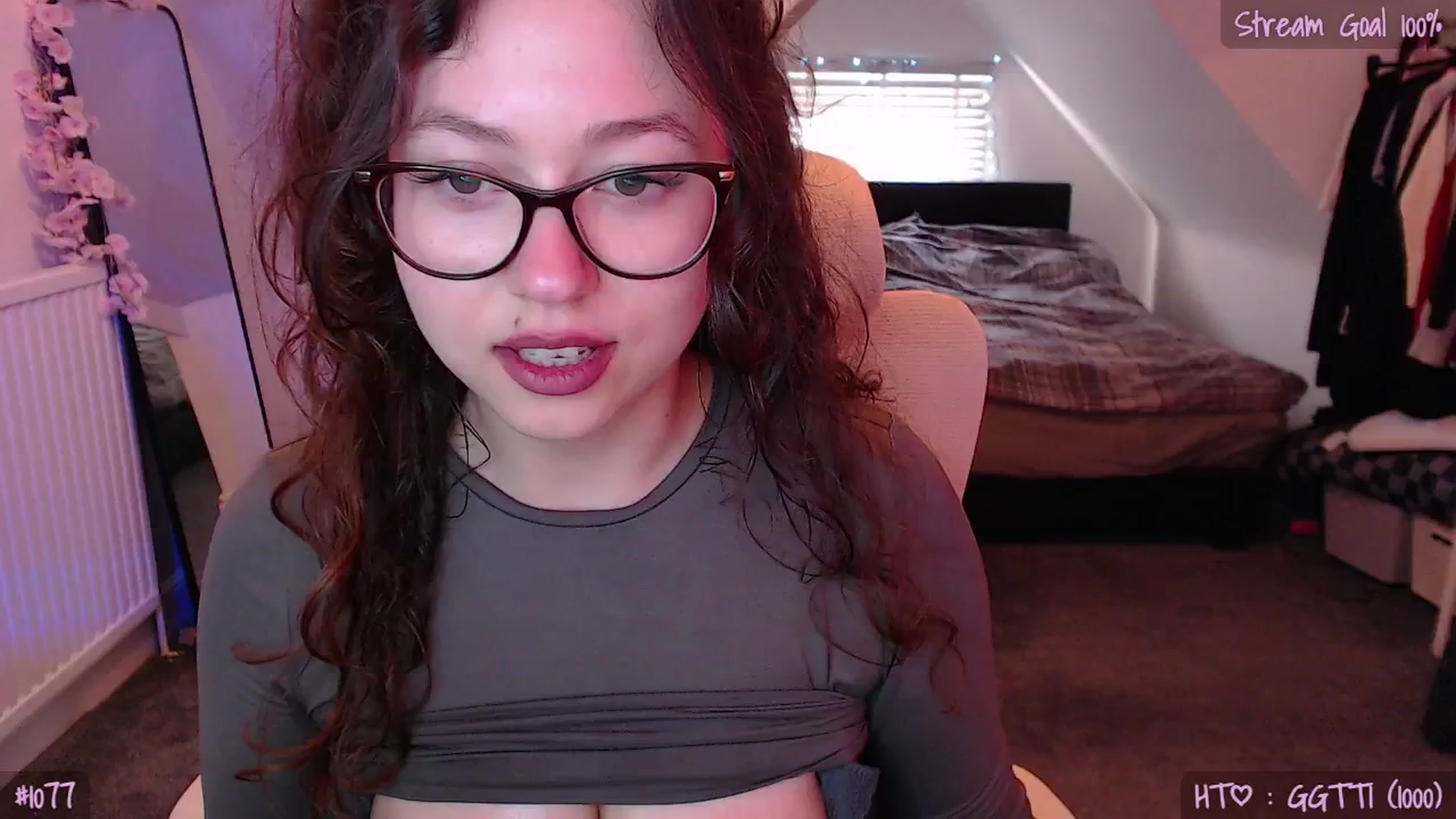 Gallery image thumbnail from AnnAngel1's myfreecams stream on, 04/27/2026, 18:36 image 11 of 20