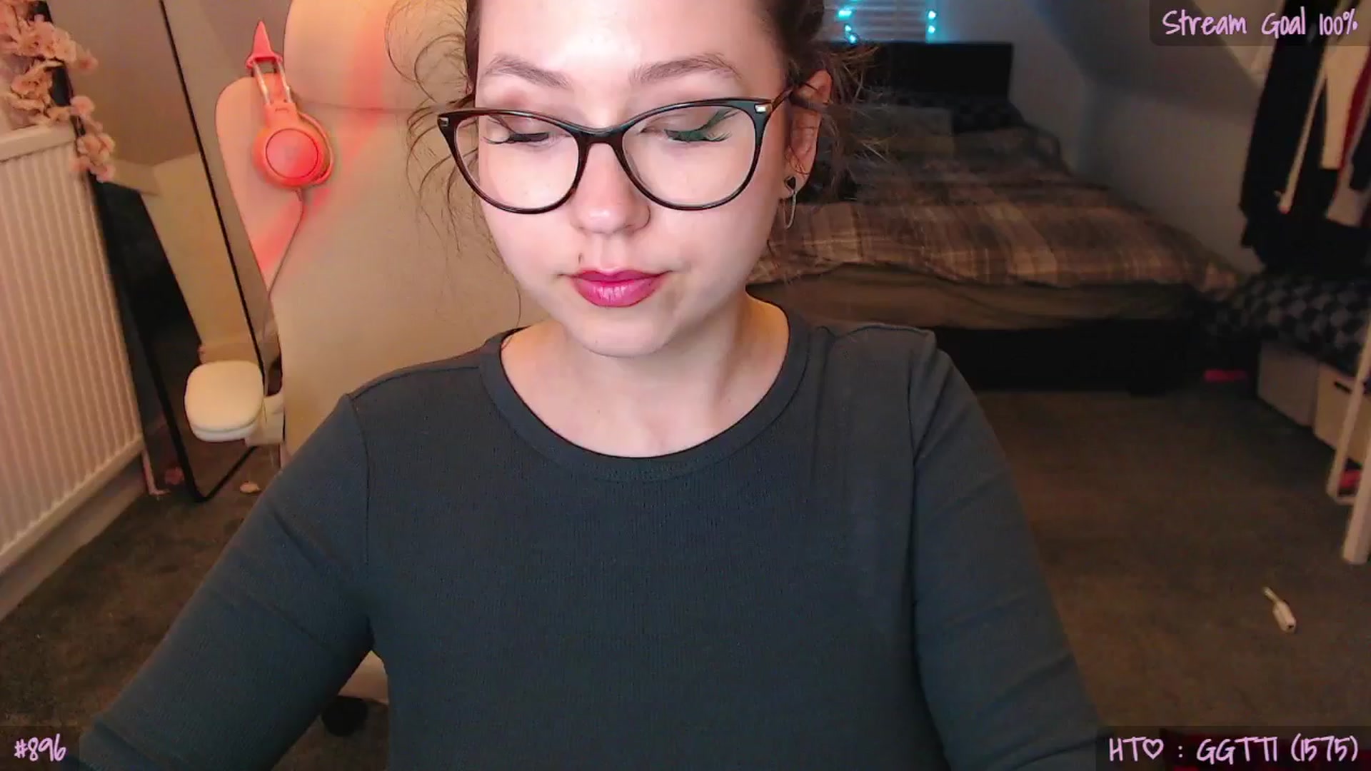 Gallery image thumbnail from AnnAngel1's myfreecams stream on, 04/28/2026, 19:17 image 18 of 20