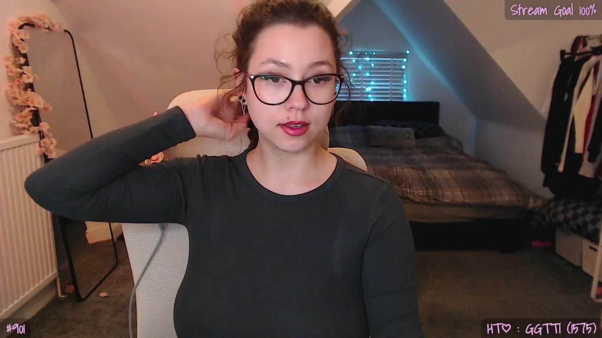 Gallery image thumbnail from AnnAngel1's myfreecams stream on, 04/28/2026, 19:17 image 5 of 20