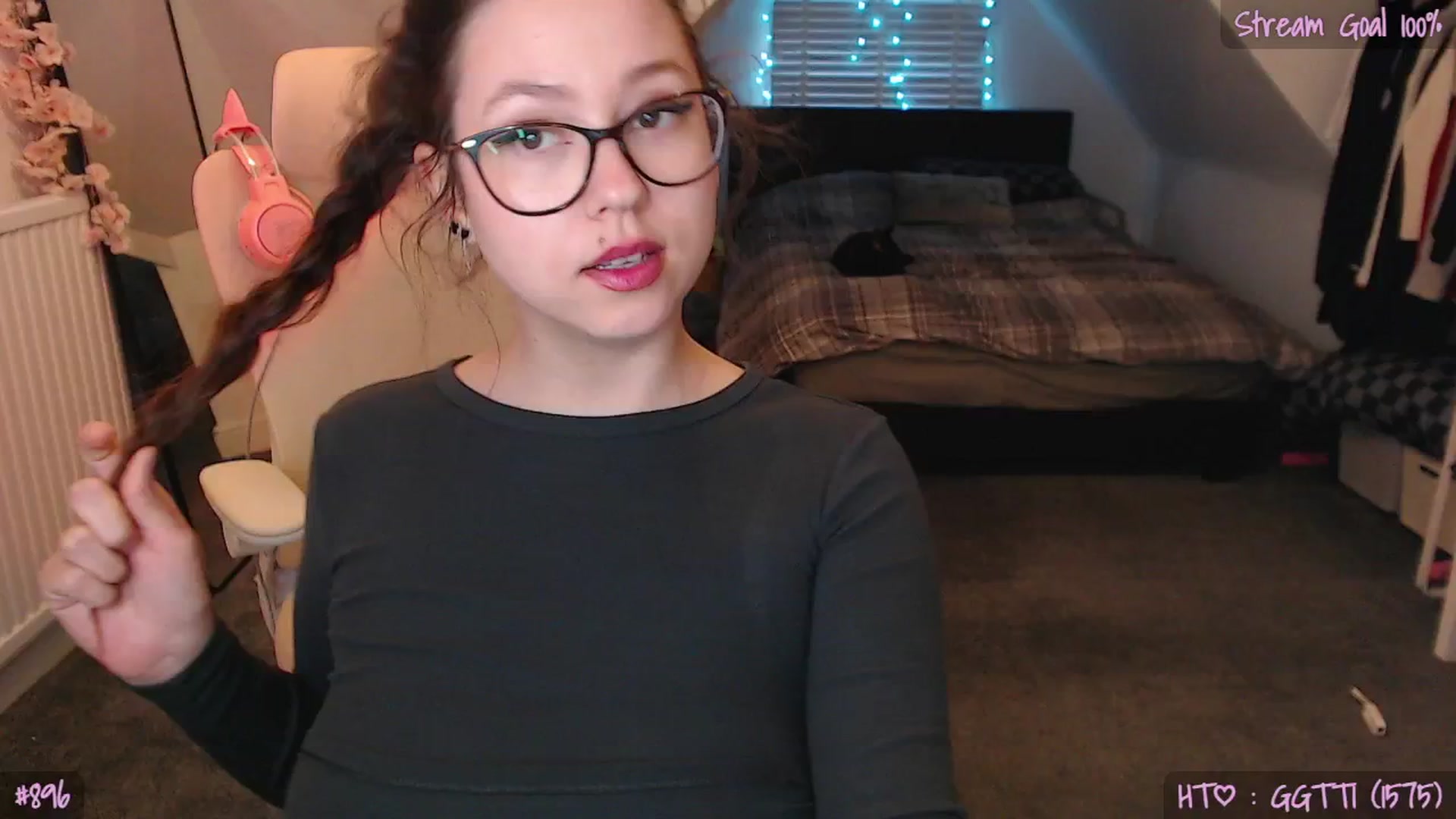 Gallery image thumbnail from AnnAngel1's myfreecams stream on, 04/28/2026, 19:17 image 11 of 20
