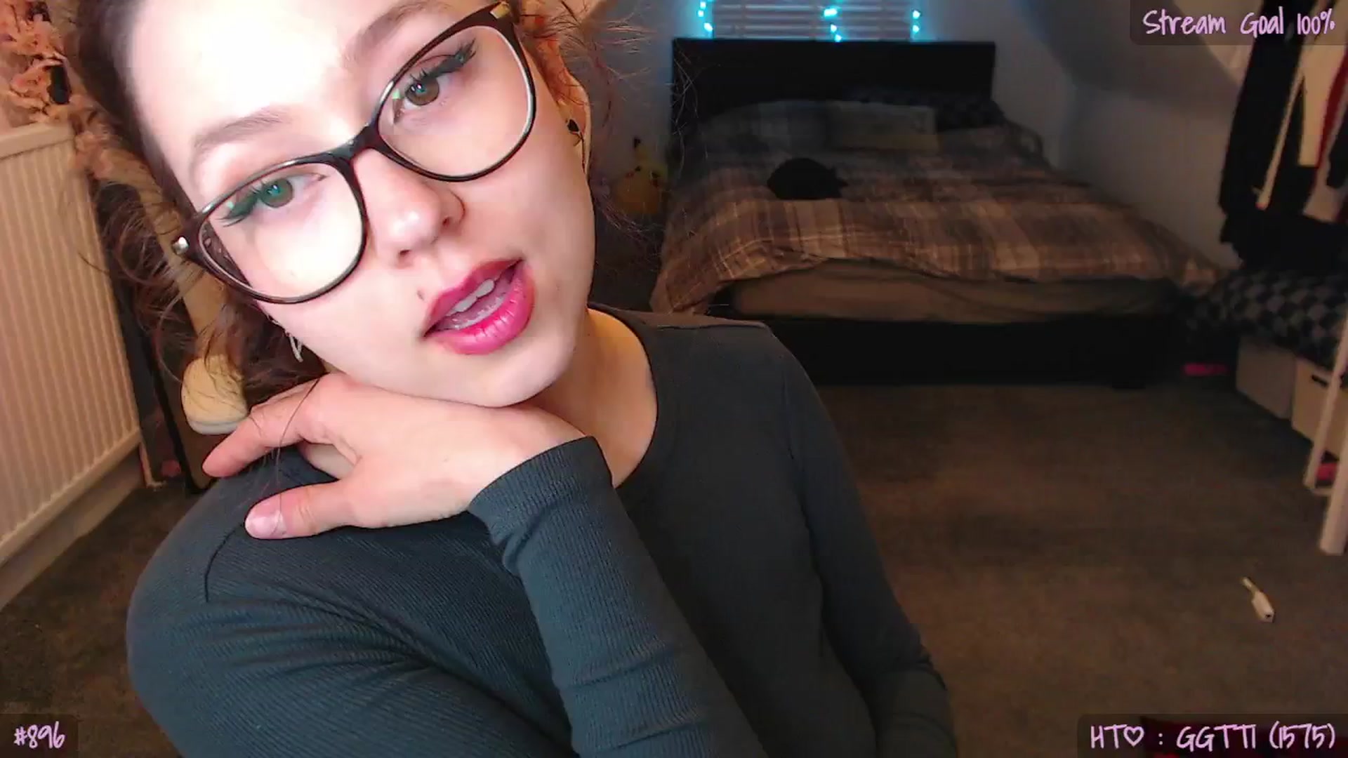 Gallery image thumbnail from AnnAngel1's myfreecams stream on, 04/28/2026, 19:17 image 17 of 20