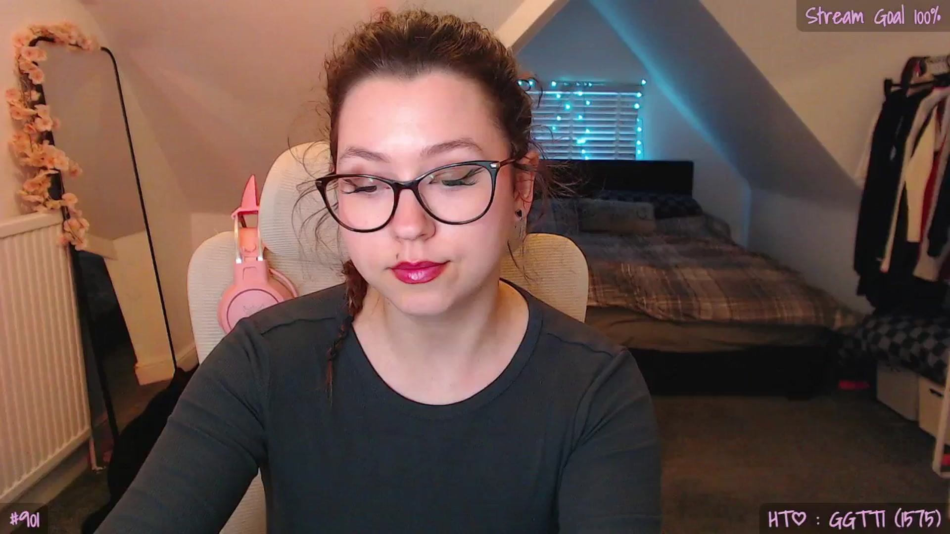 Gallery image thumbnail from AnnAngel1's myfreecams stream on, 04/28/2026, 19:17 image 2 of 20