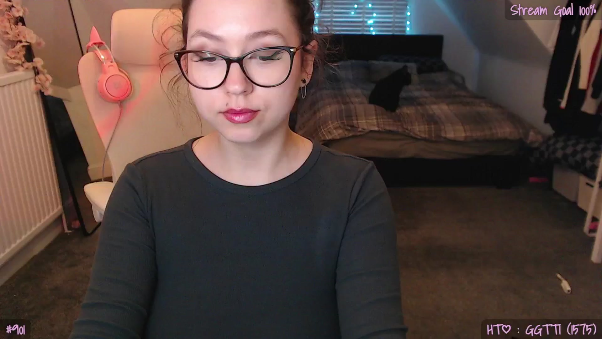 Gallery image thumbnail from AnnAngel1's myfreecams stream on, 04/28/2026, 19:17 image 7 of 20