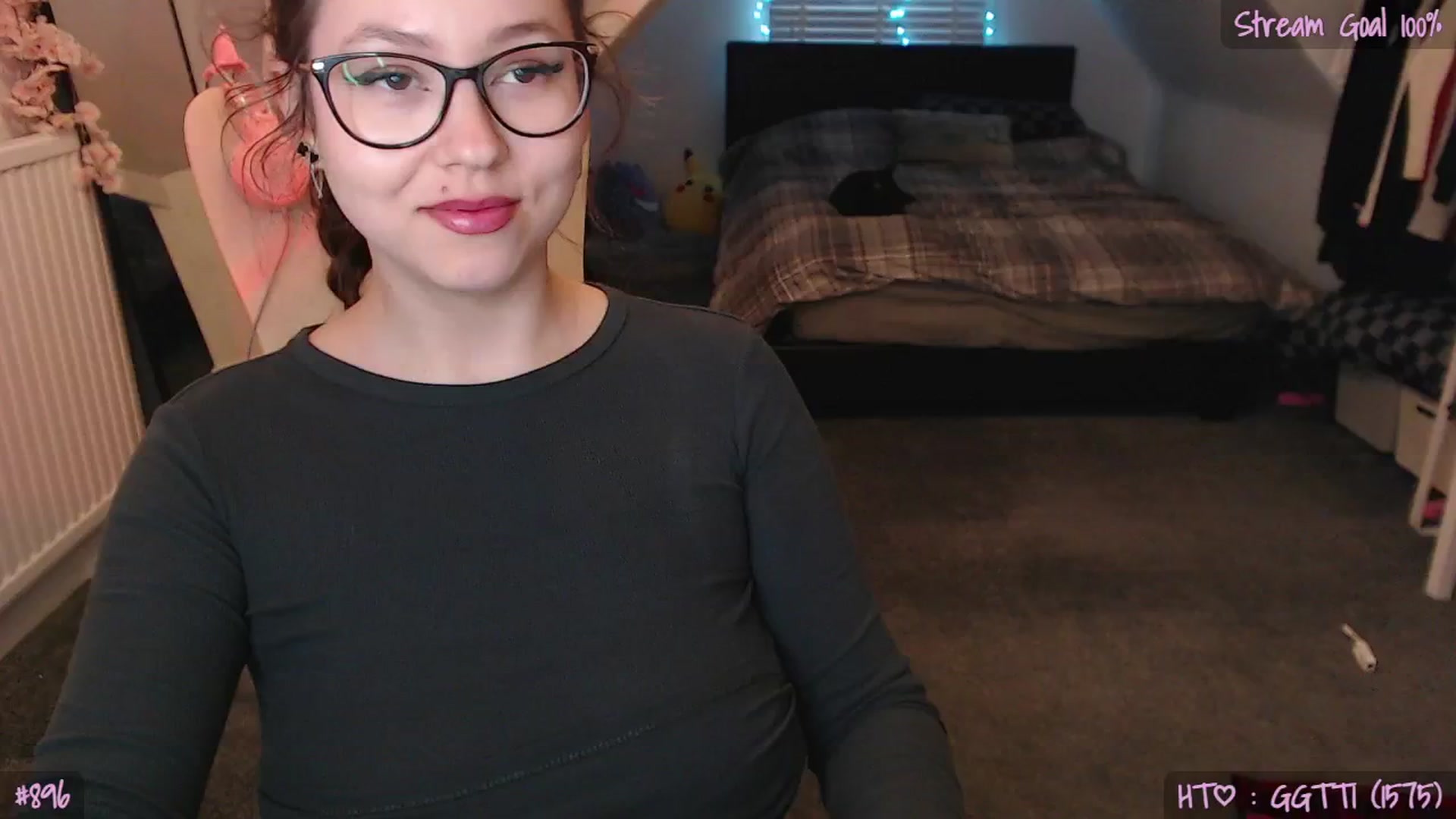 Gallery image thumbnail from AnnAngel1's myfreecams stream on, 04/28/2026, 19:17 image 12 of 20