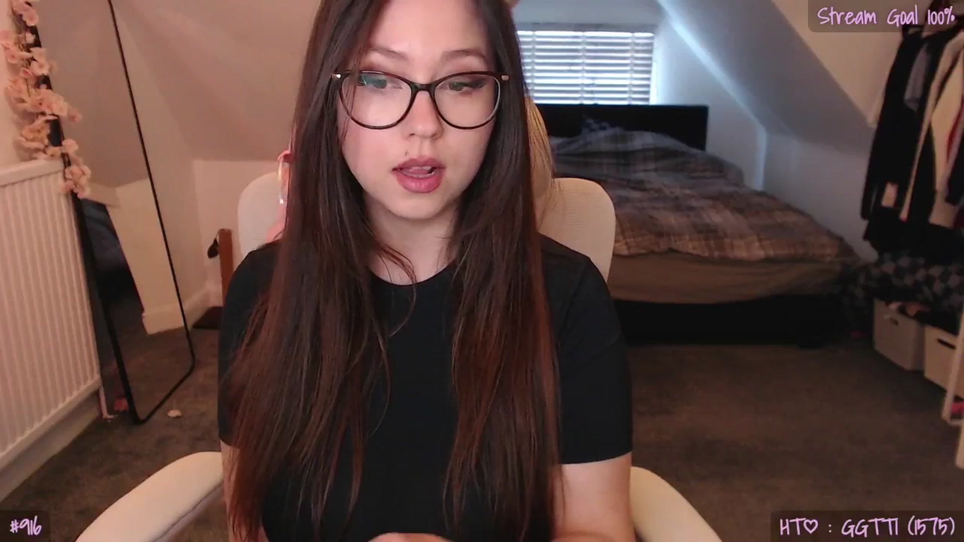 Gallery image thumbnail from AnnAngel1's myfreecams stream on, 04/29/2026, 15:19 image 16 of 20