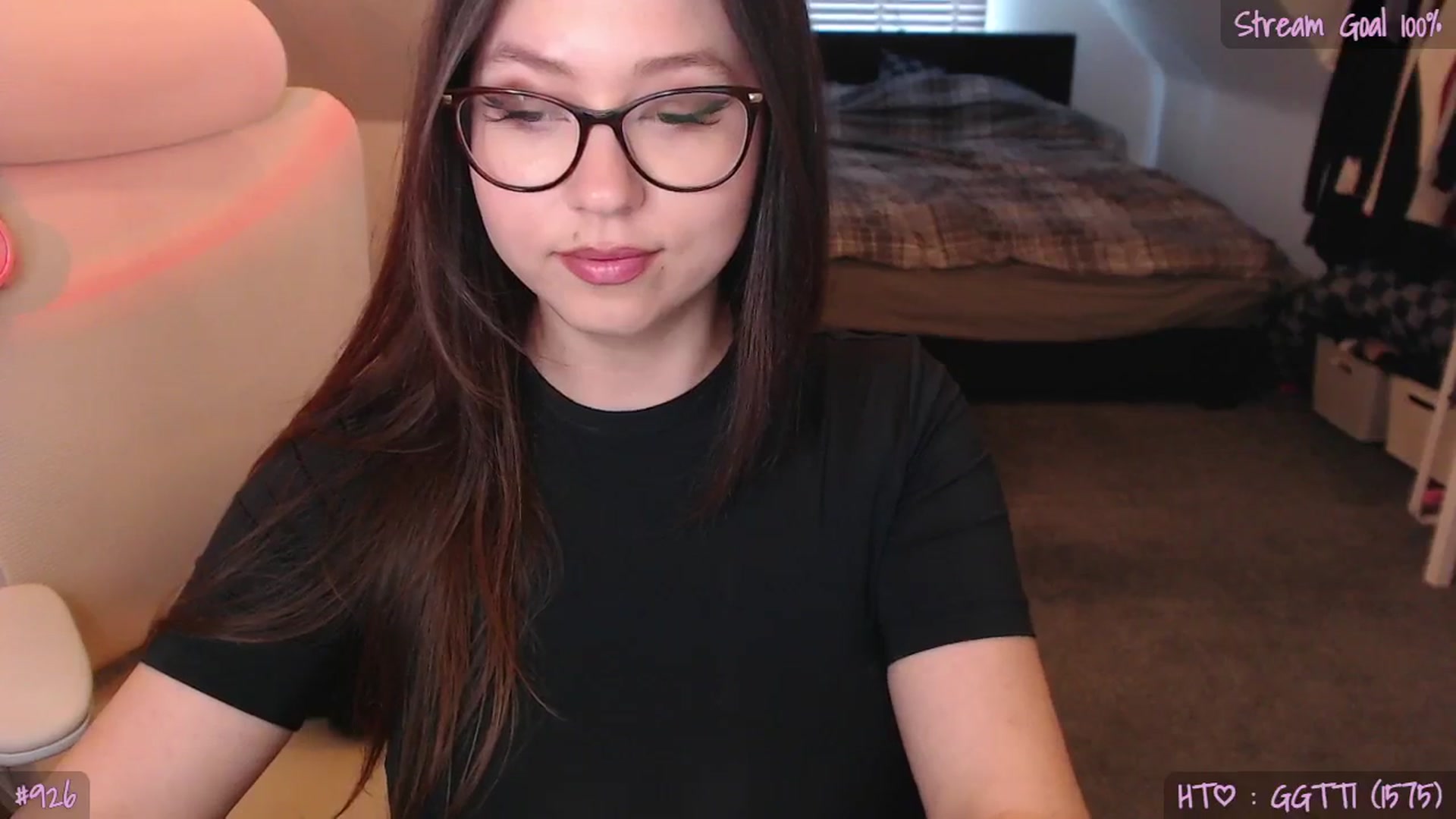 Gallery image thumbnail from AnnAngel1's myfreecams stream on, 04/29/2026, 15:19 image 10 of 20