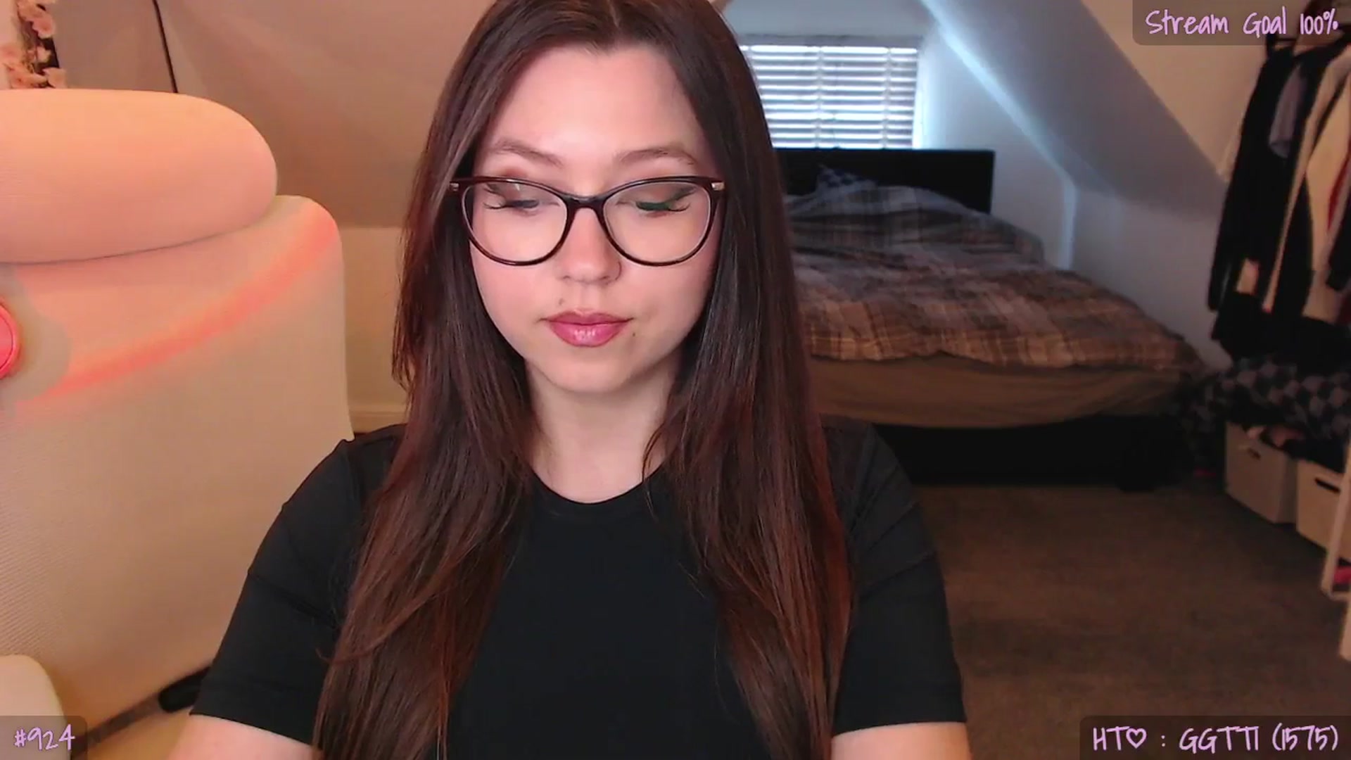 Gallery image thumbnail from AnnAngel1's myfreecams stream on, 04/29/2026, 15:19 image 4 of 20