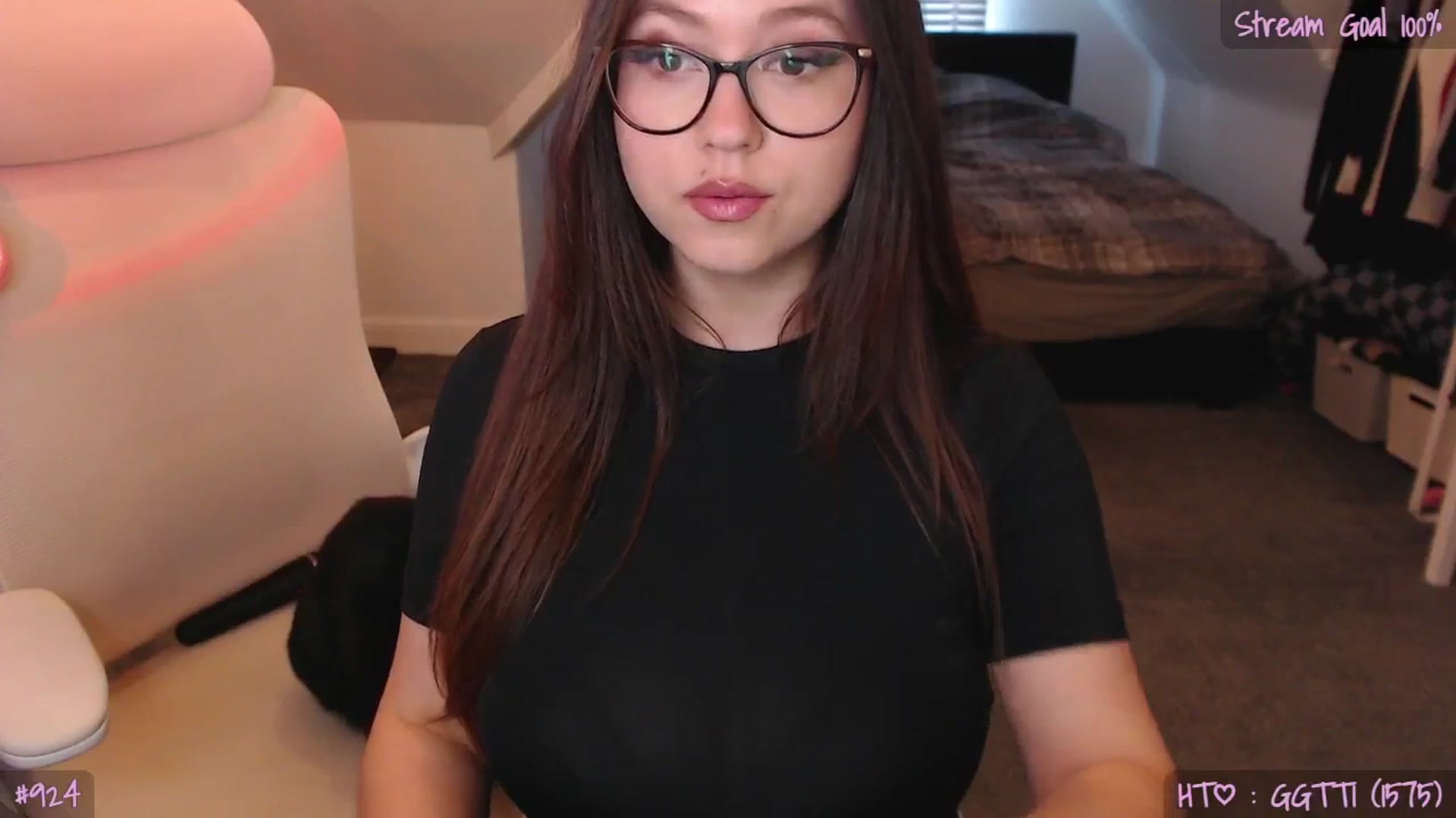 Gallery image thumbnail from AnnAngel1's myfreecams stream on, 04/29/2026, 15:19 image 6 of 20