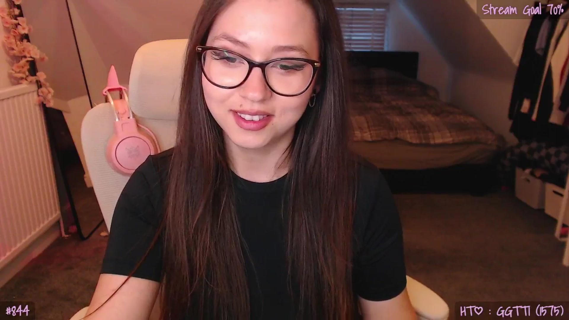 Gallery image thumbnail from AnnAngel1's myfreecams stream on, 04/29/2026, 19:08 image 20 of 20