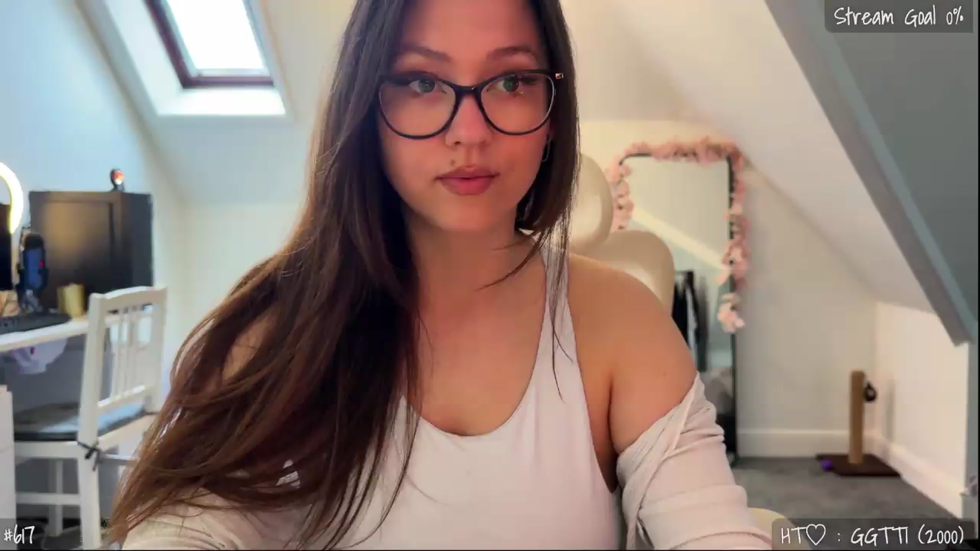 Gallery image thumbnail from AnnAngel1's myfreecams stream on, 05/05/2026, 15:14 image 1 of 20