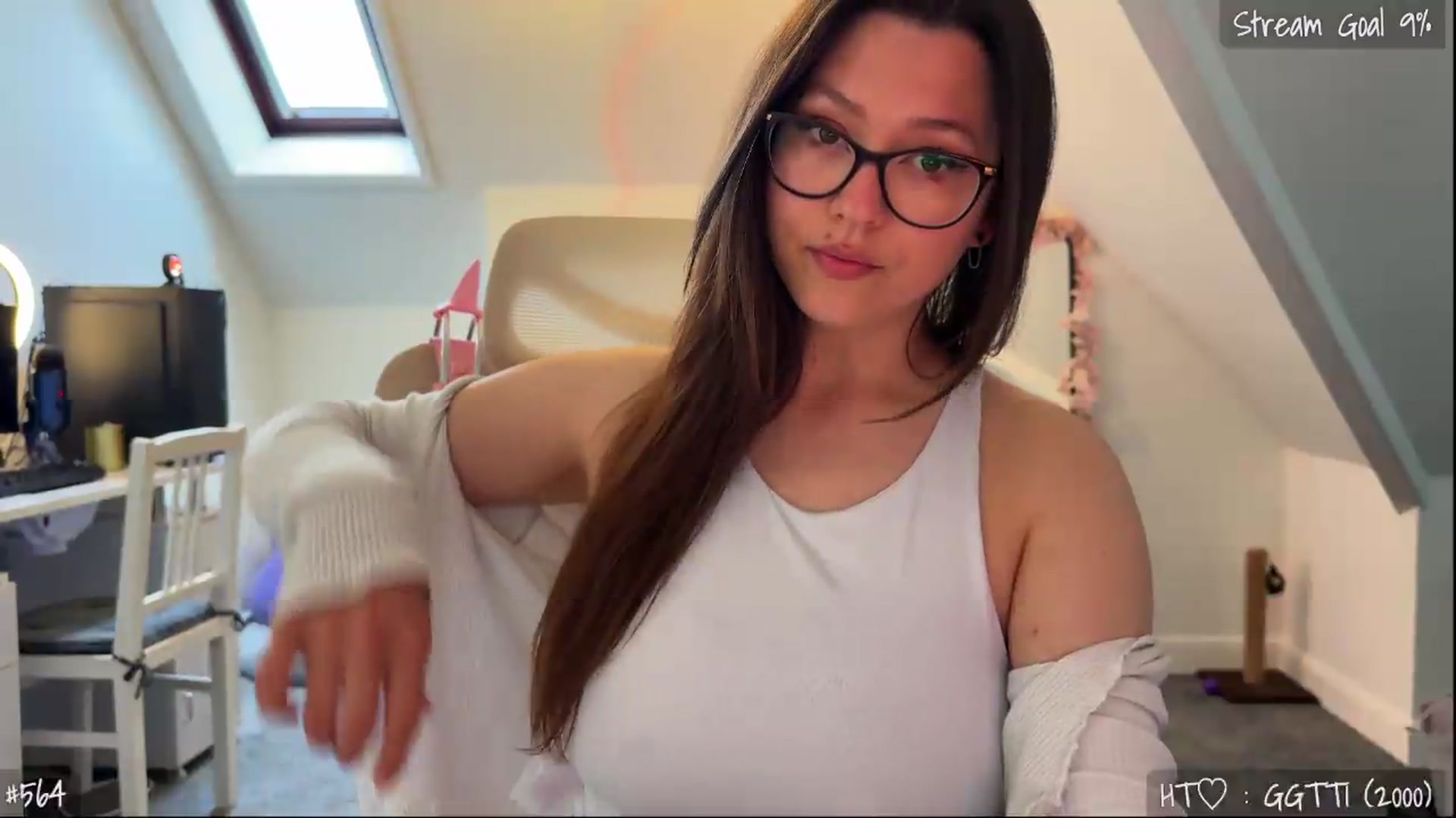 Gallery image thumbnail from AnnAngel1's myfreecams stream on, 05/05/2026, 16:58 image 13 of 20