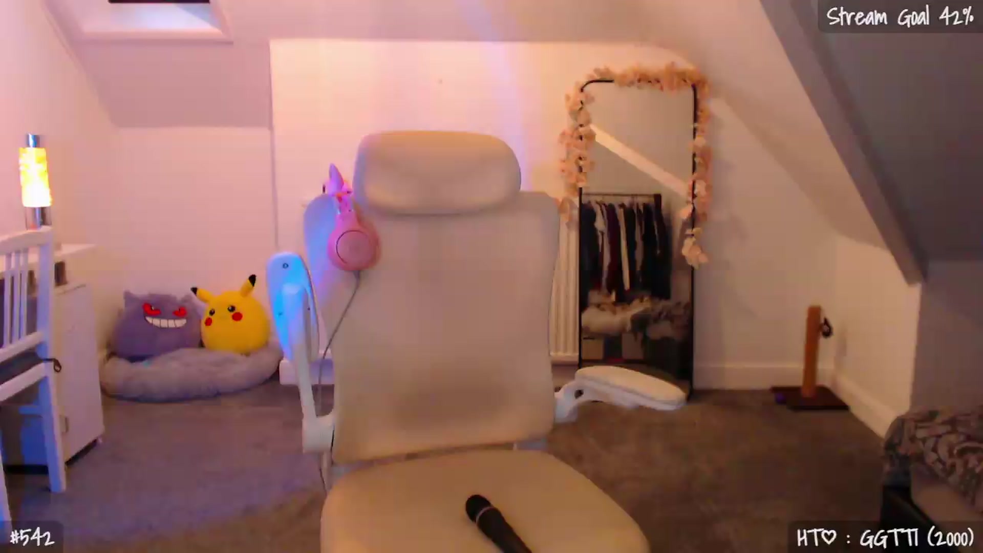 Gallery image thumbnail from AnnAngel1's myfreecams stream on, 05/06/2026, 19:12 image 19 of 20