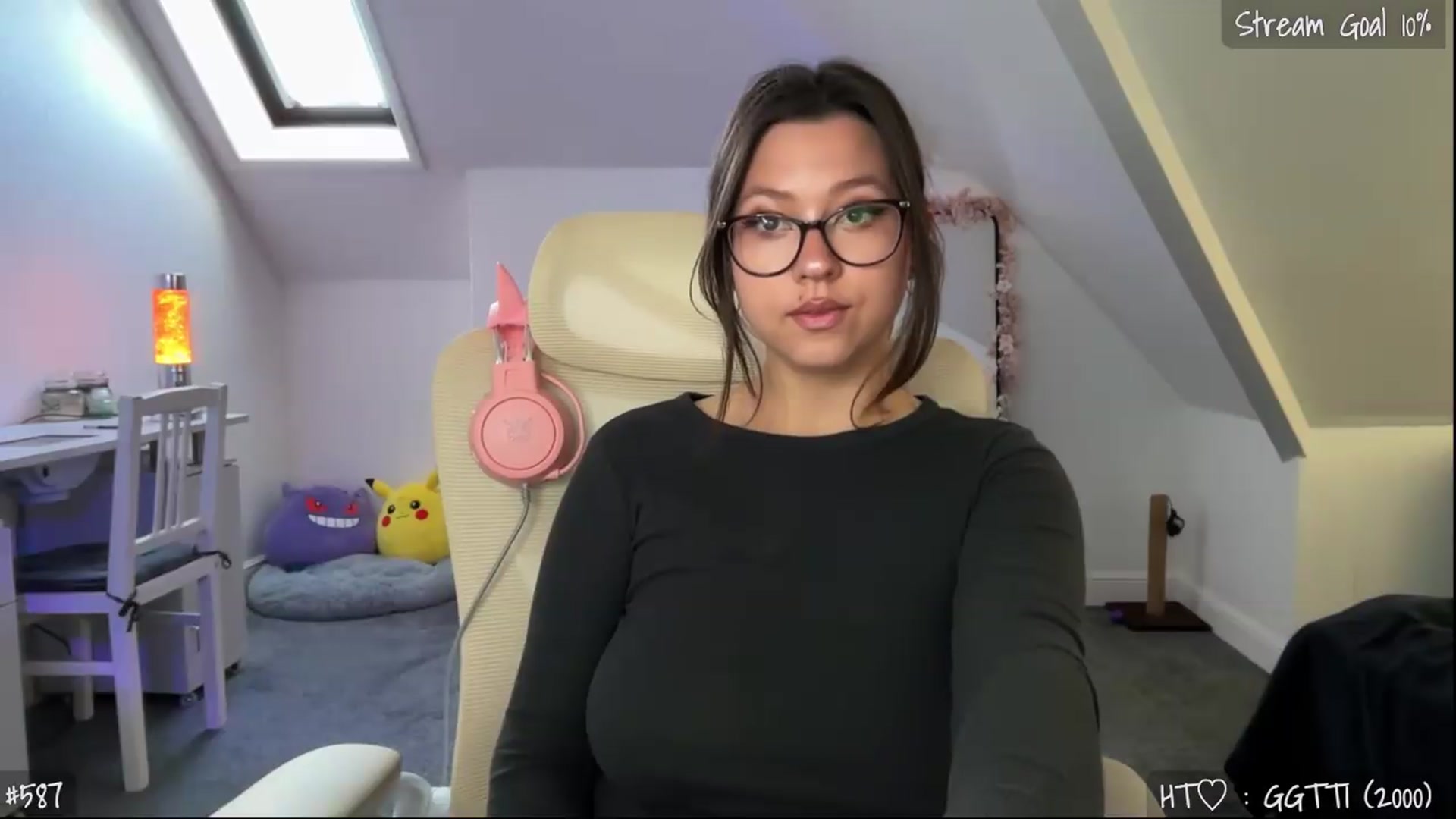 Gallery image thumbnail from AnnAngel1's myfreecams stream on, 05/07/2026, 17:30 image 19 of 20